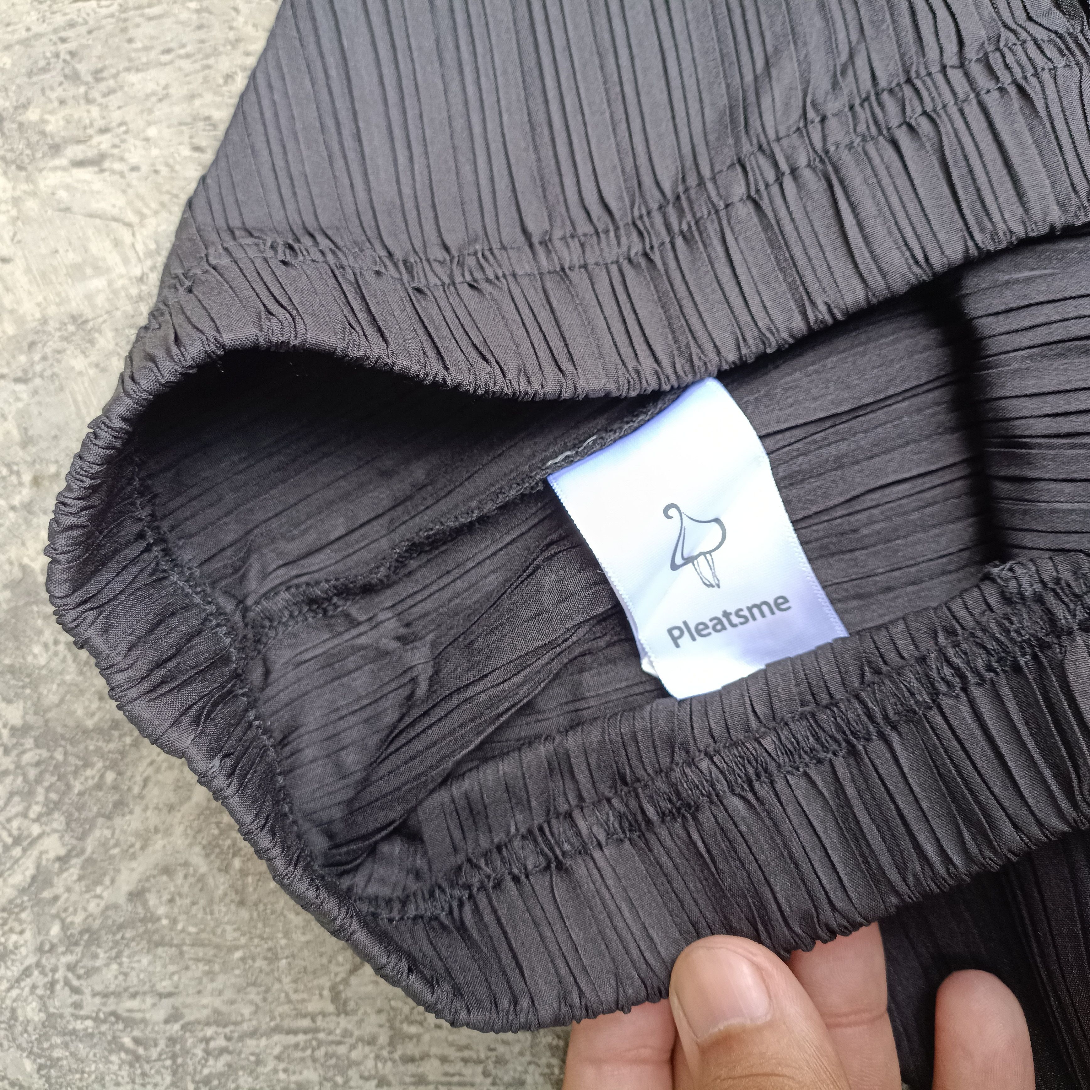 Issey Miyake Pleats Me Pants Black Size 28" / US 6 / IT 42 - 6 Thumbnail