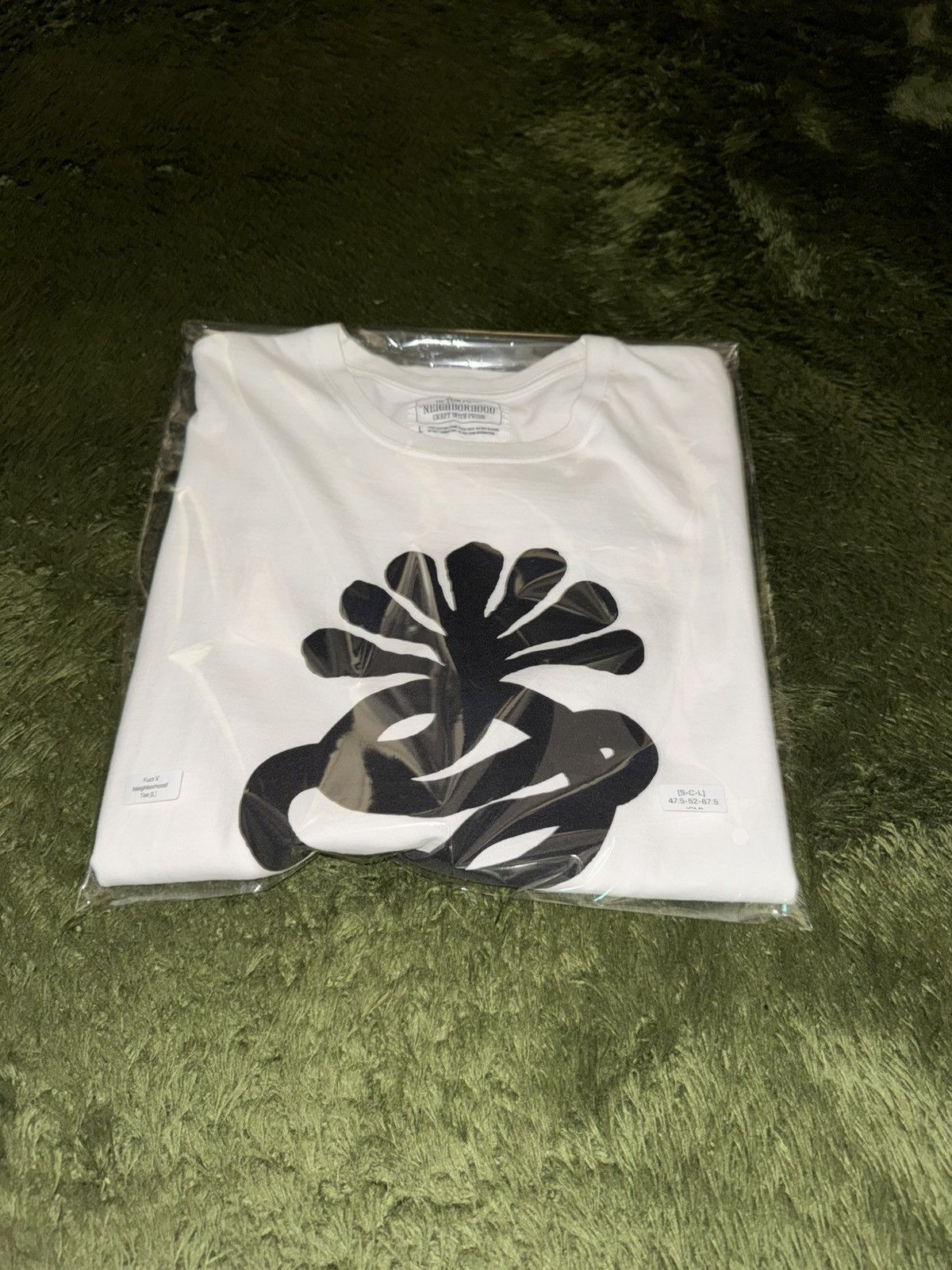 Neighborhood [L] Neighborhood x FUCT Artificial Paradise Graphic T-Shirt Size US L / EU 52-54 / 3 - 13 Thumbnail
