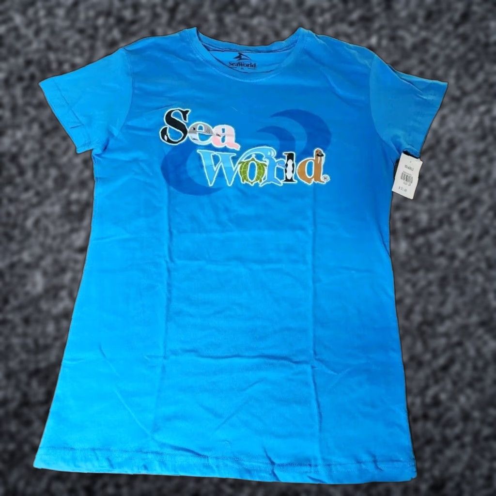 Vintage Women's Juniors XL Sea World Spellout Souvenir Travel T Shirt Size XL / US 12-14 / IT 48-50 - 1 Thumbnail