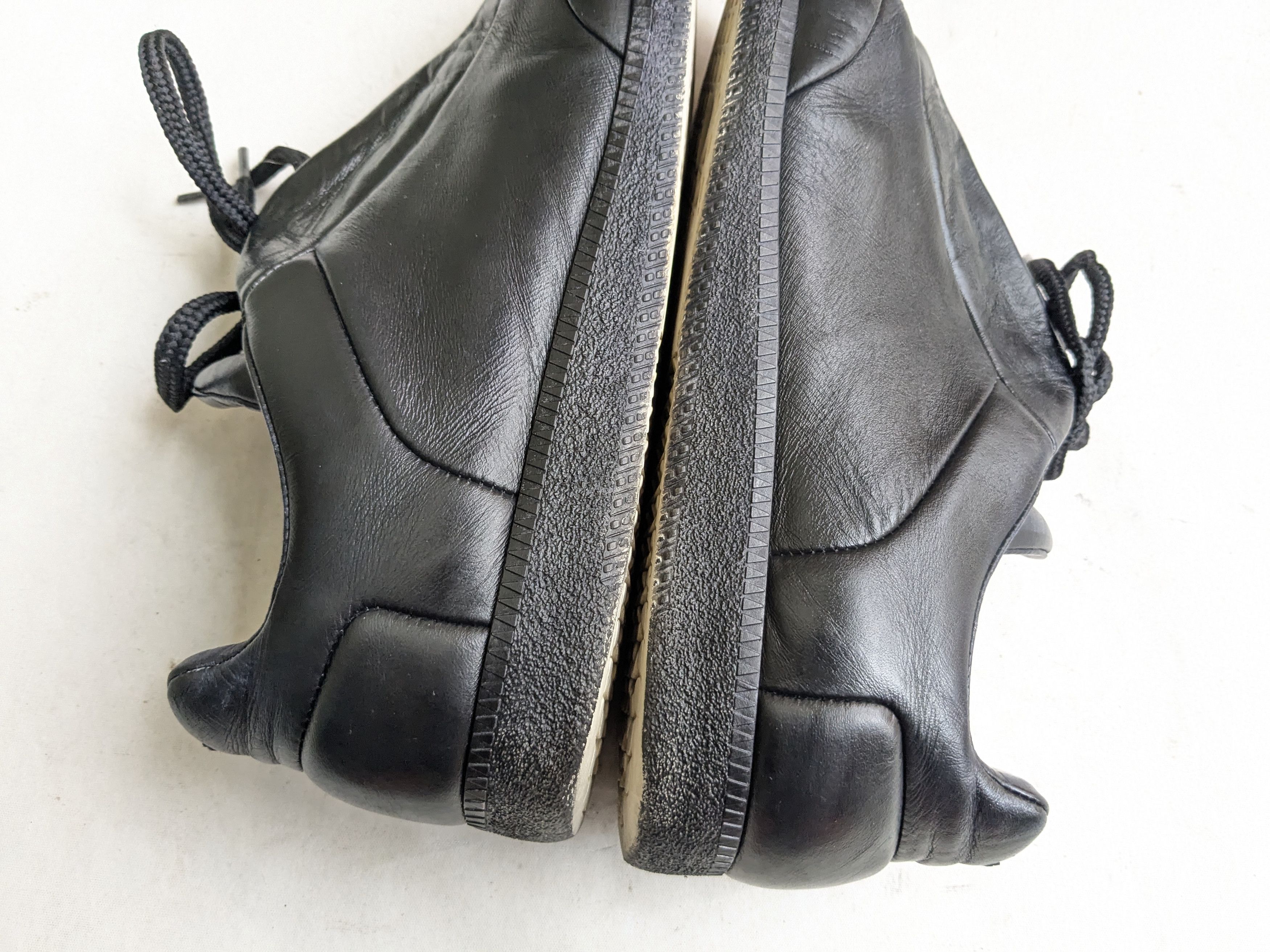 Maison Margiela Maison Margiela Future Black 9 42 Low Tops Leather Size US 9 / EU 42 - 12 Thumbnail