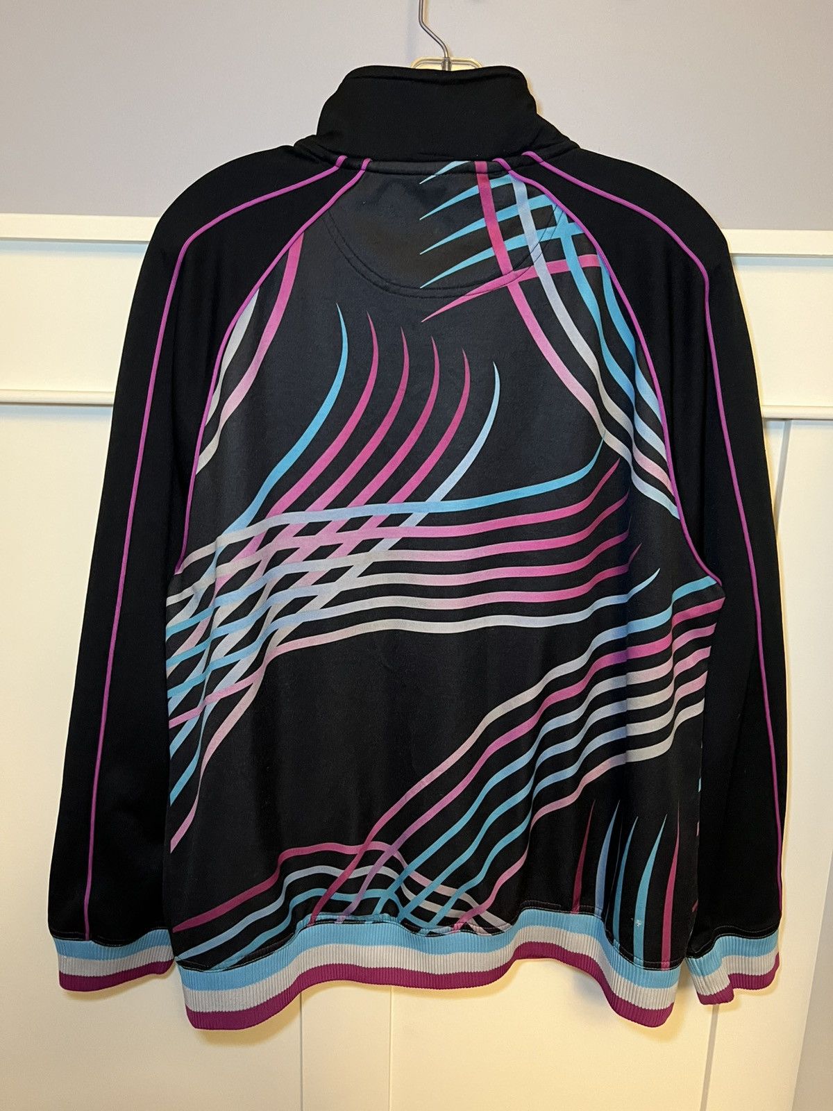Enyce Vintage Enyce 2000s multi colour zebra aop tracksuit top Size US L / EU 52-54 / 3 - 2 Thumbnail