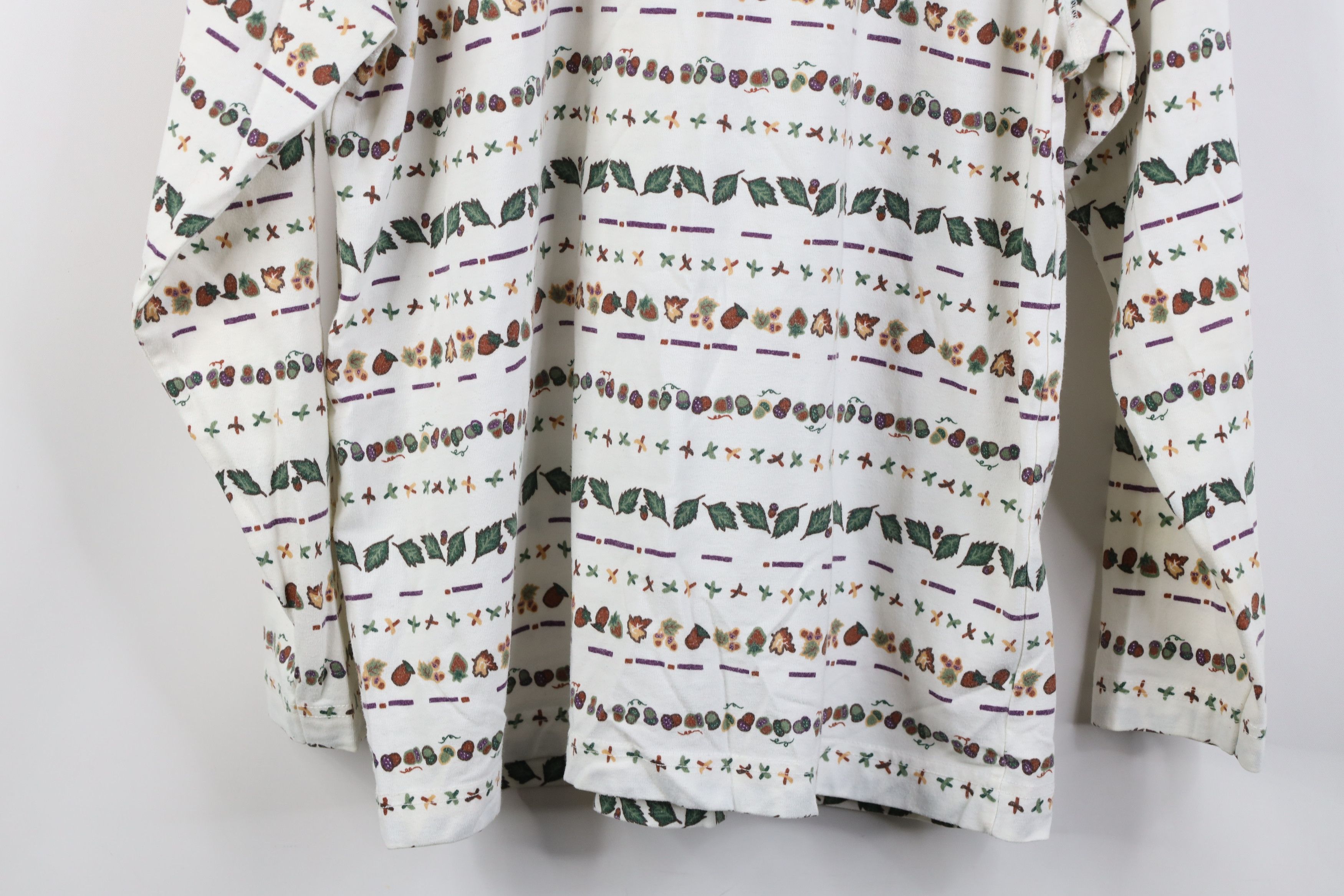 Vintage Vintage 90s Streetwear Fall Leaf Acorn Mock Neck T-Shirt Size L / US 10 / IT 46 - 10 Thumbnail
