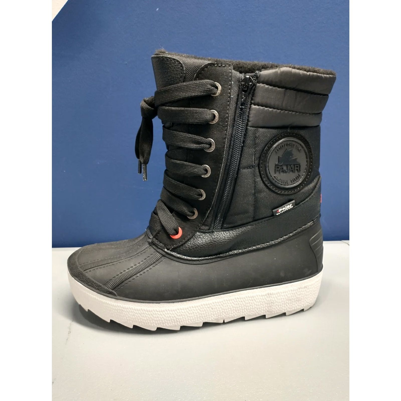 Pajar Womens Size 5 Black Duck Boots Rubber Sole Lace Up Front Zipper Round Toe Winter Casual Waterproof Faux Fur Lining Boots