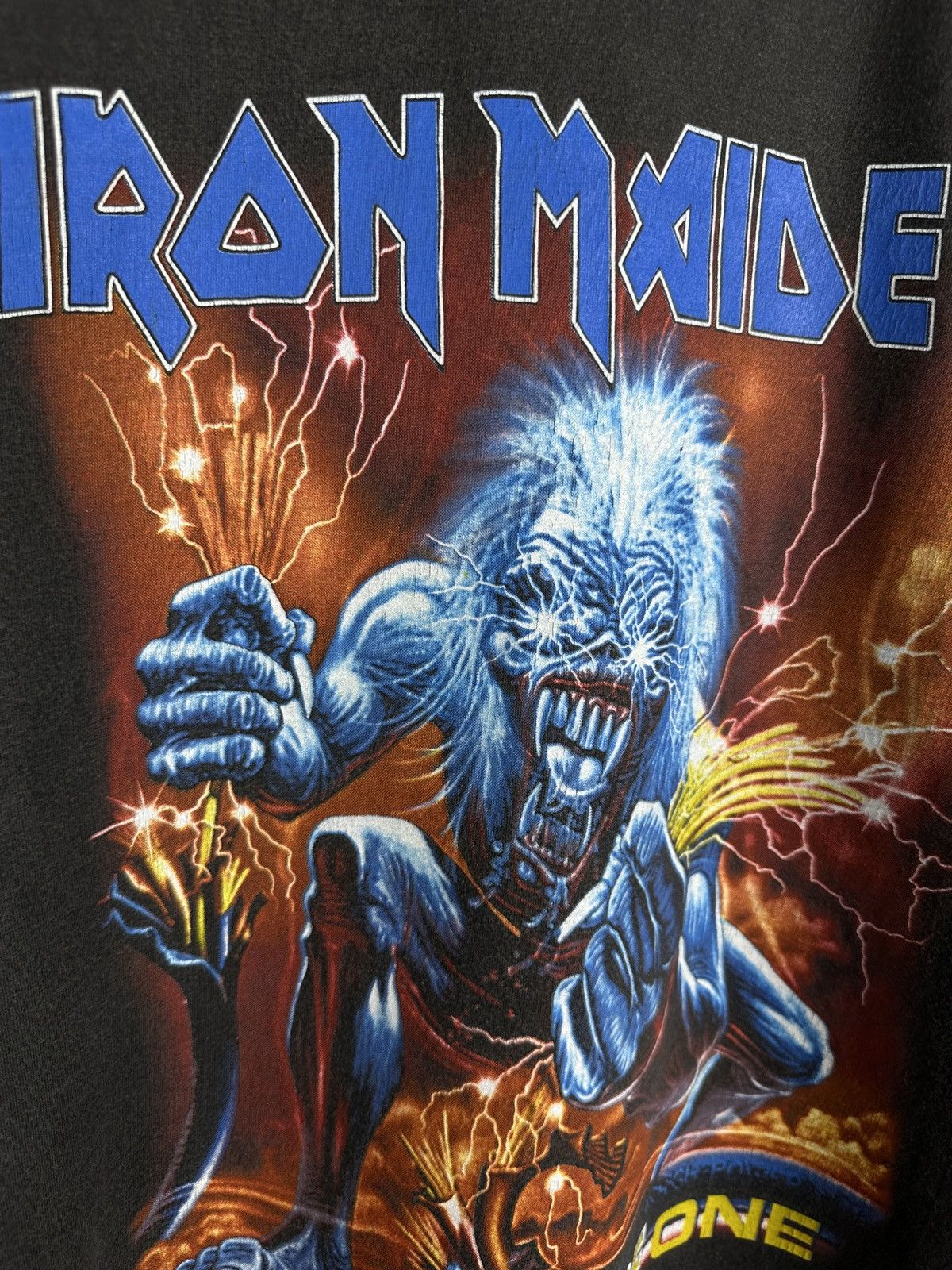 Band Tees Vintage Iron Maiden A Real Live One Graphic T Shirt Tee Rock Size US L / EU 52-54 / 3 - 9 Thumbnail