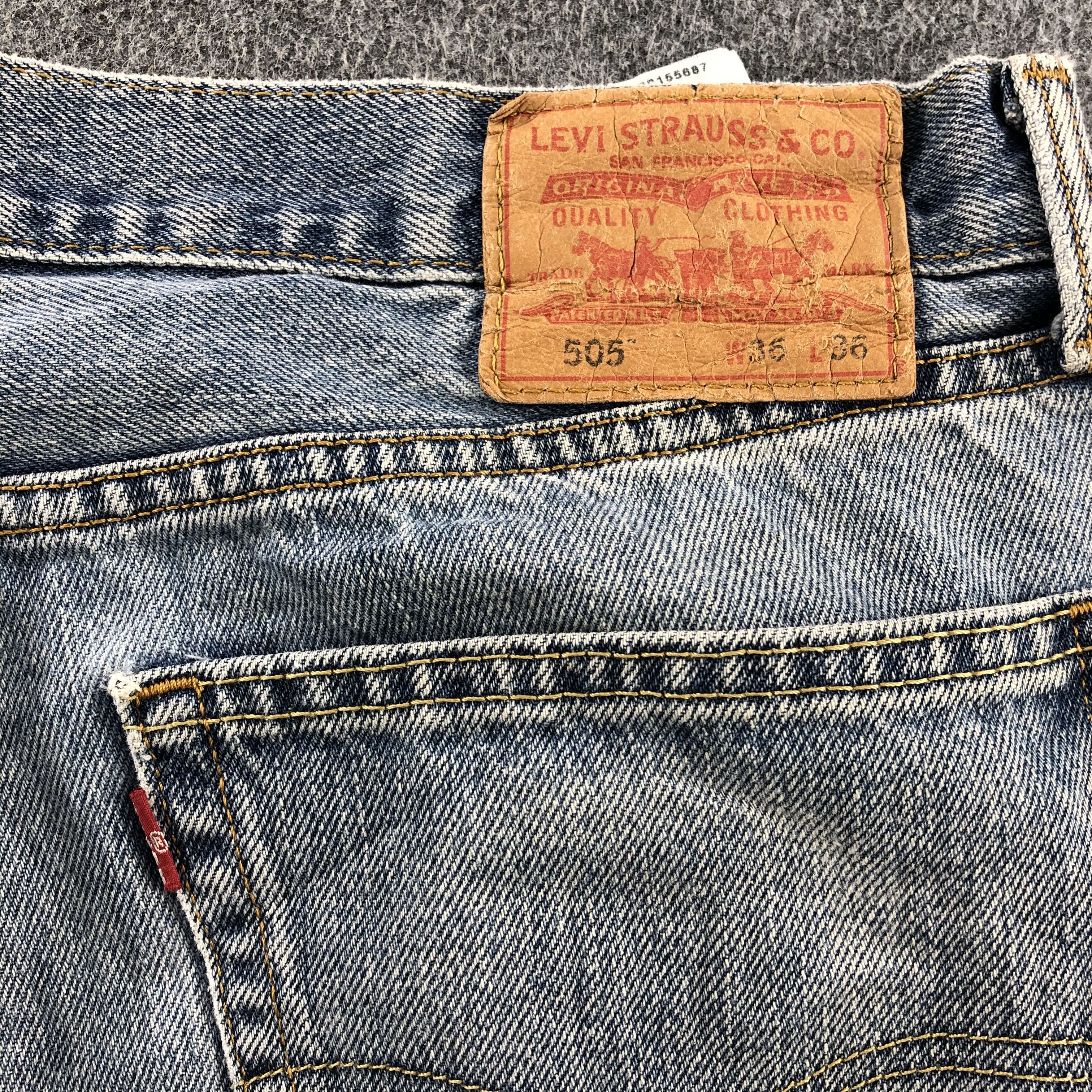 Levi's Vintage Light Wash Levis 505 Jeans-J1276 Size US 37 - 5 Thumbnail