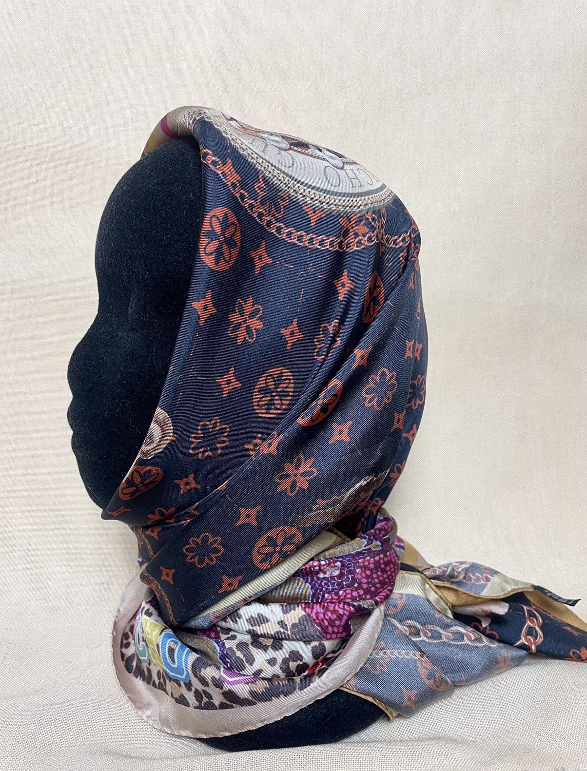 Vintage Mucho Gusto multicolour dog snakes leopard print silk scarf Size ONE SIZE - 12 Thumbnail