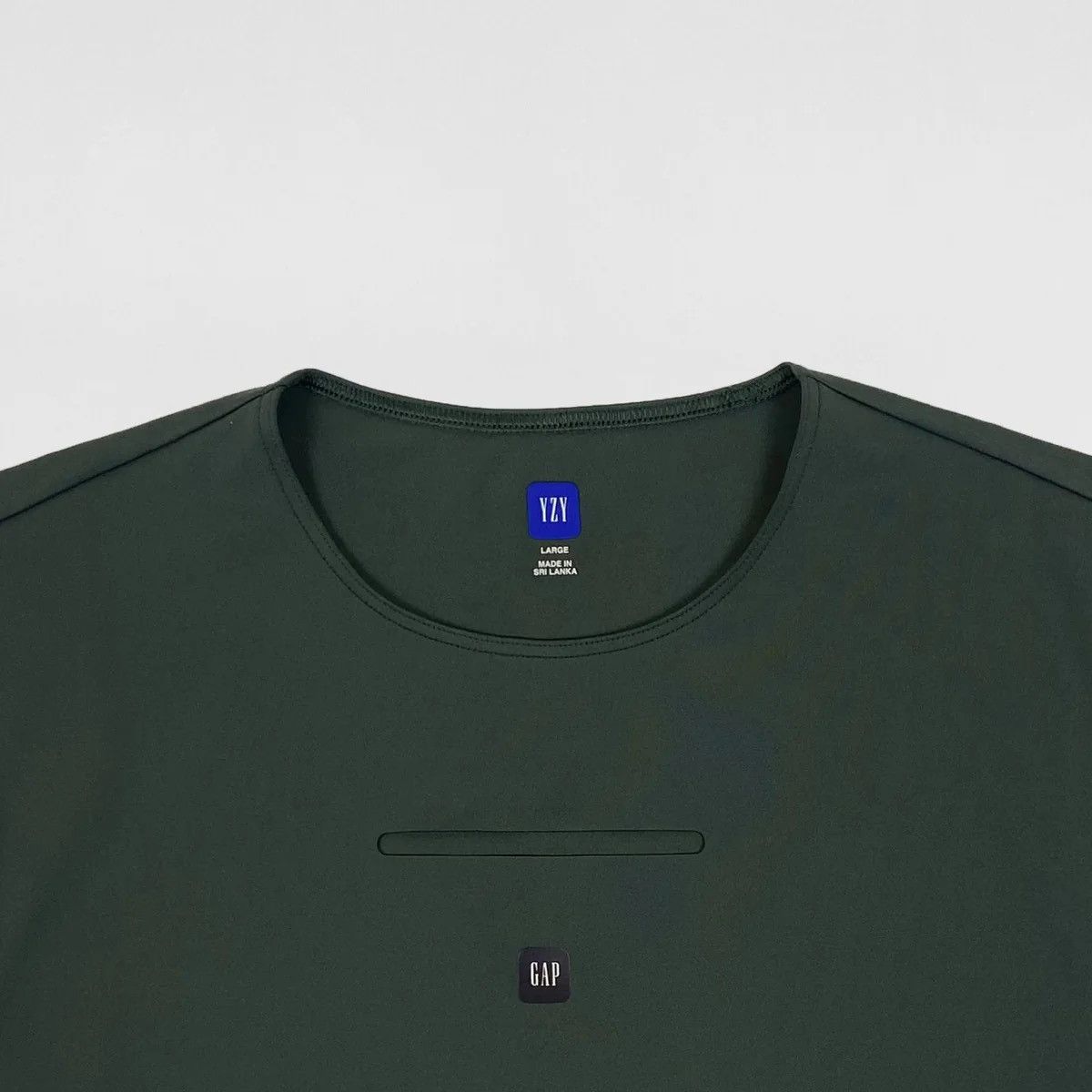 Balenciaga × Gap × Yeezy Yzy Gap Balenciaga Tank Size US L / EU 52-54 / 3 - 5 Thumbnail