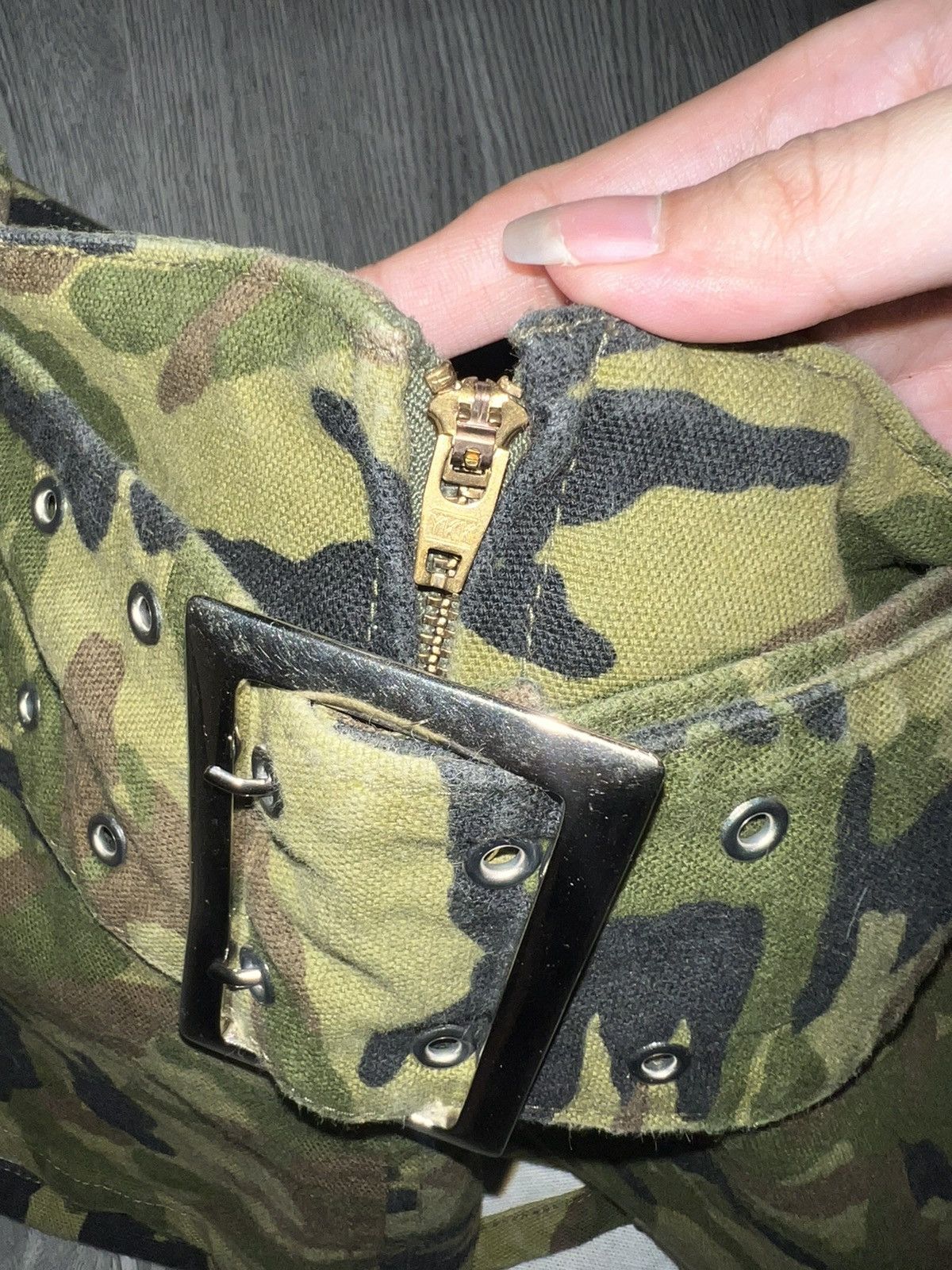 Japanese Brand Japanese Camo belted mini skirt🪖 Size 25" / US 0 / IT 36 - 10 Thumbnail
