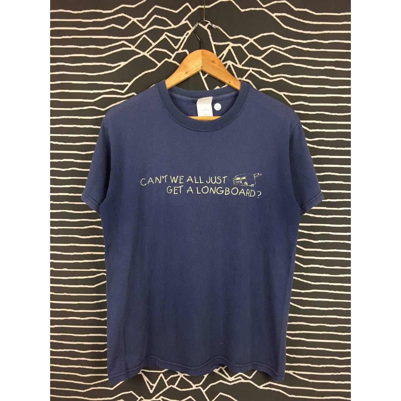 Gildan × Vintage Vtg Y2K Big Wednesday Skip Work And Surf California Tee Size US M / EU 48-50 / 2 - 5 Thumbnail