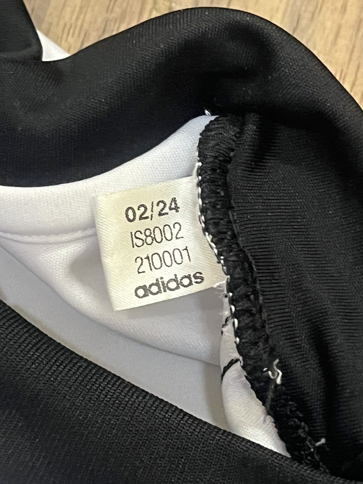 Other Jersey Juventus Adidas XL Oldmoney Size US XL / EU 56 / 4 - 6 Thumbnail