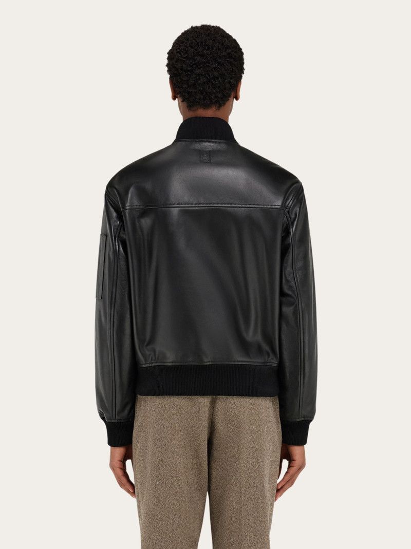 Salvatore Ferragamo o1s1rm0226 Leather Jacket in Black Size US L / EU 52-54 / 3 - 4 Thumbnail