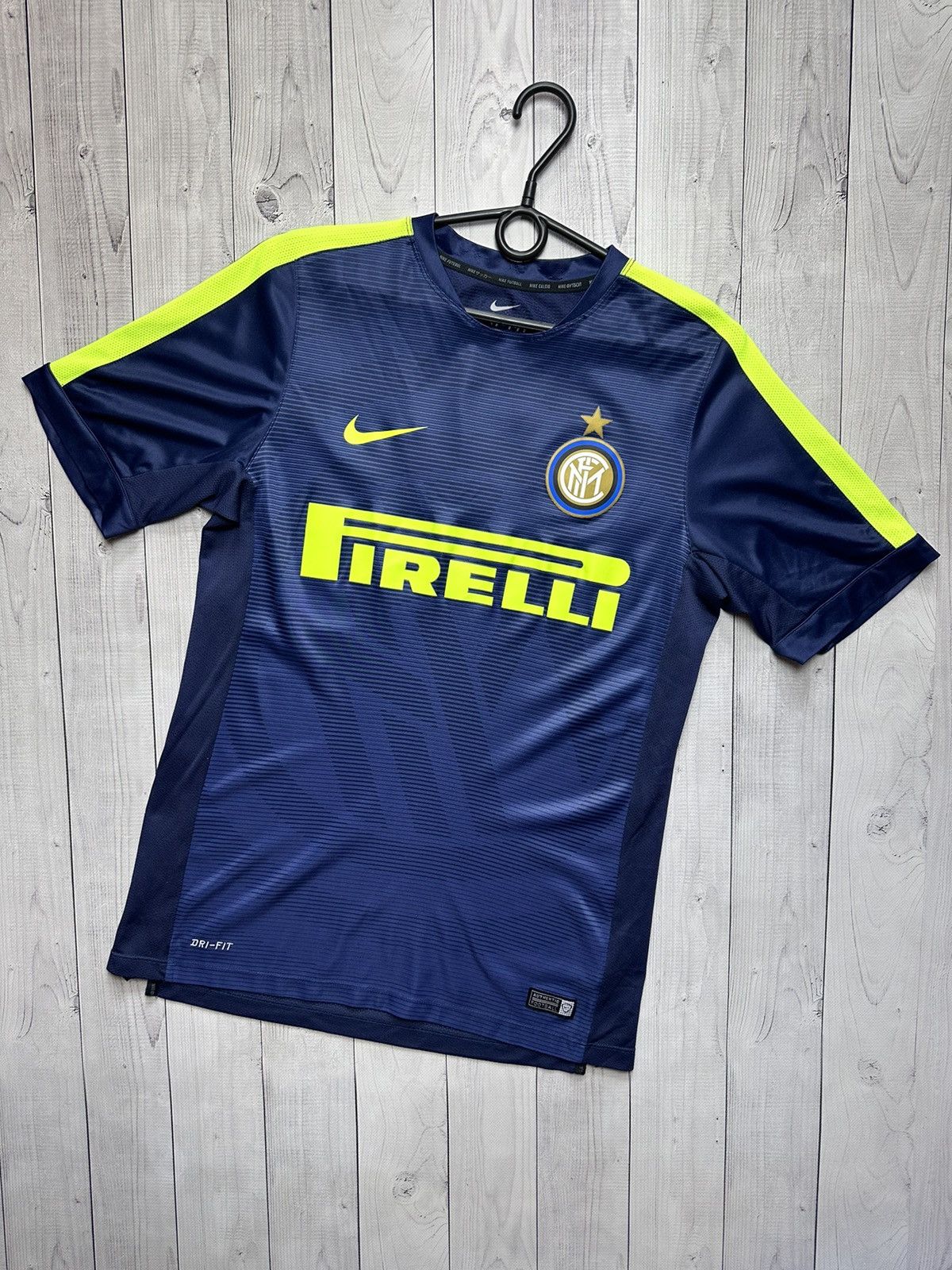 Nike × Vintage Vintage Nike Inter Milan soccer jersey size M logo rare Size US M / EU 48-50 / 2 - 1 Thumbnail