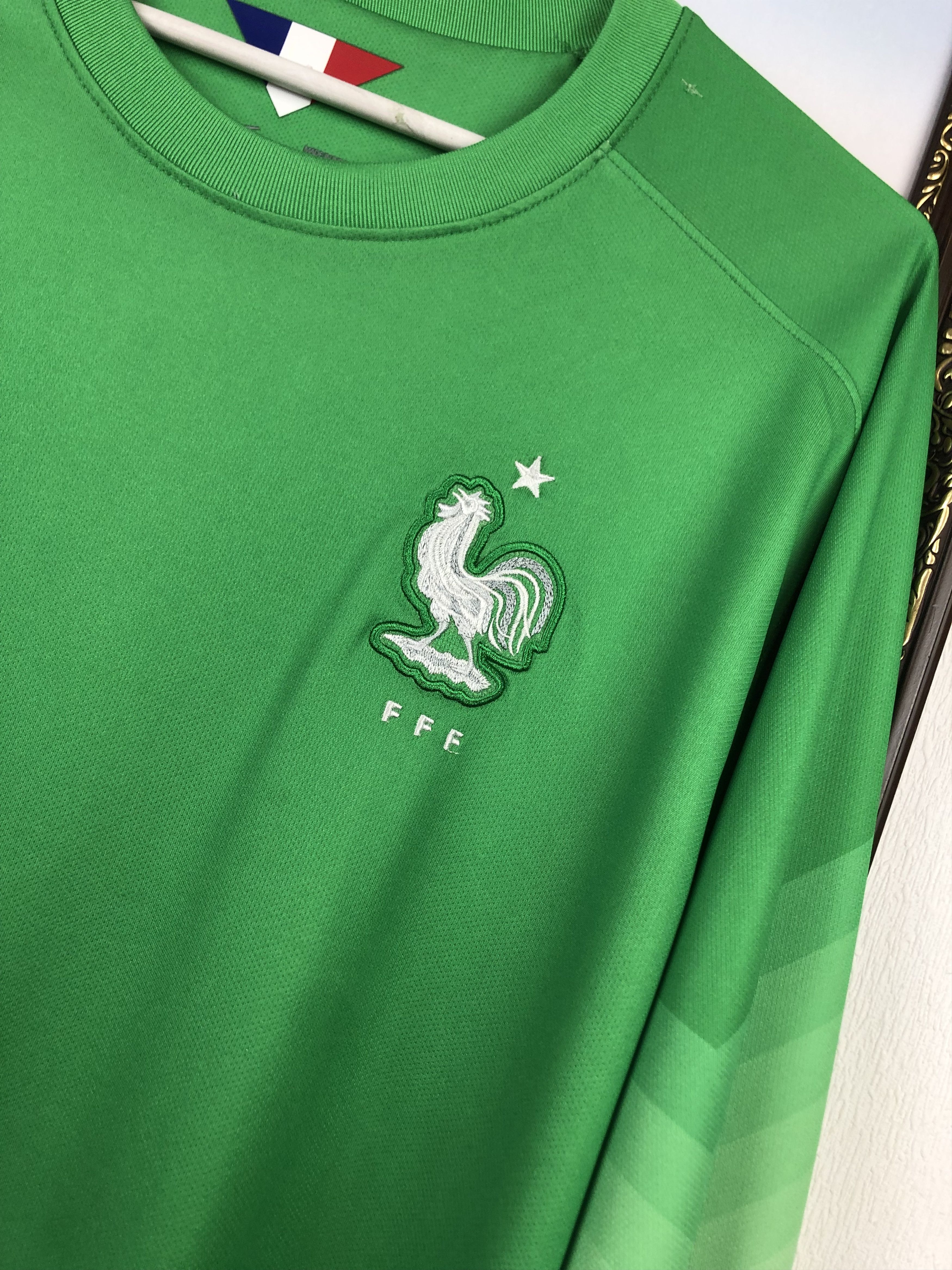 Nike 2014 France Shirt Nike Goalkeeper Jersey Lloris Soccer Size US XL / EU 56 / 4 - 5 Thumbnail