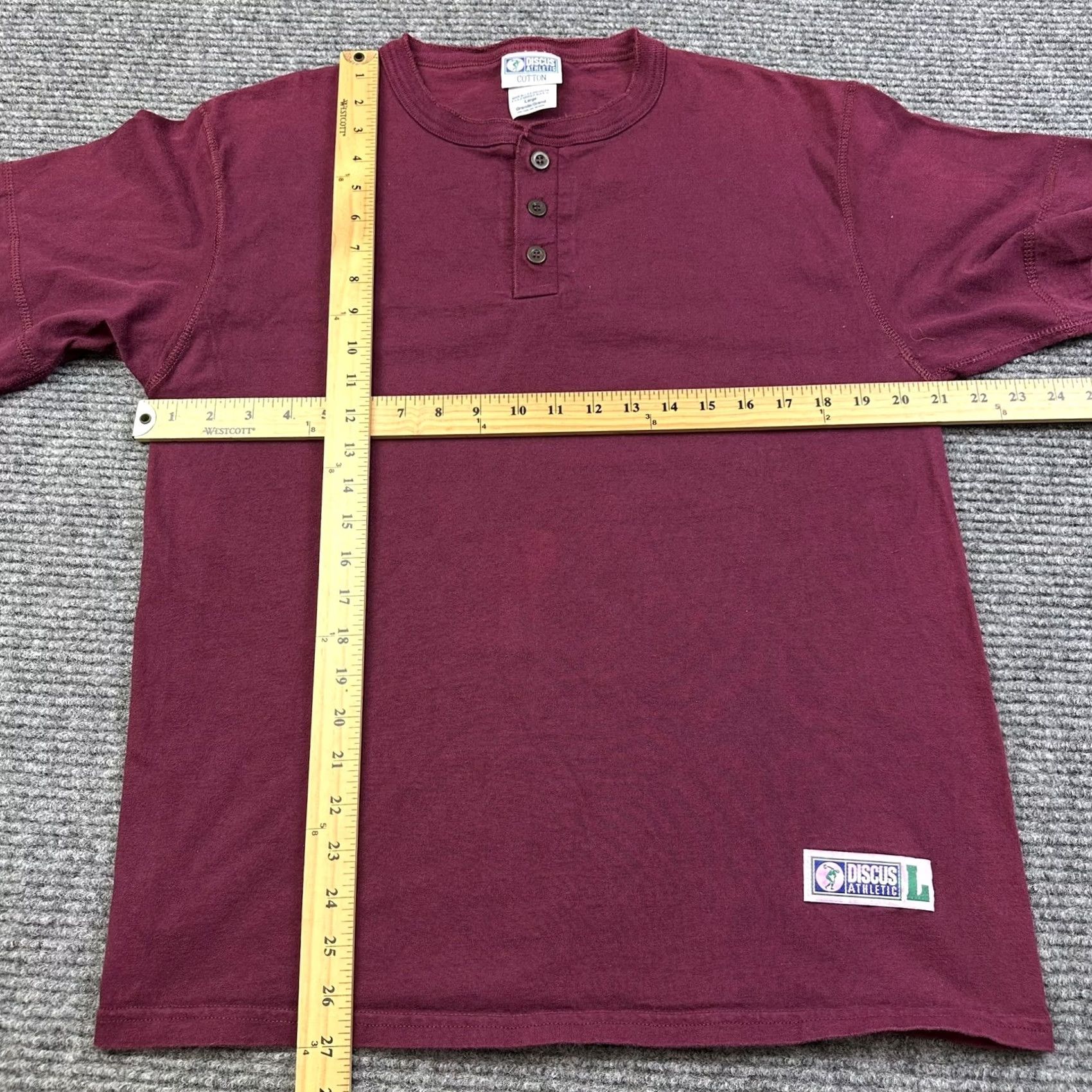 Vintage VINTAGE 90s Discus Athletic T-Shirt Henley Neck Short Sleeve 100% Cotton Purple Mens L Grunge Logo Sports Theme Size US L / EU 52-54 / 3 - 4 Thumbnail