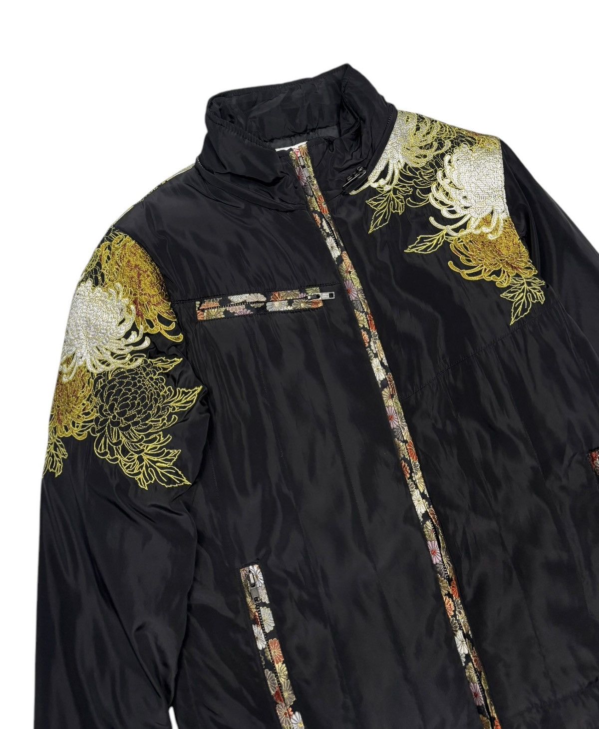 Kamakura RARE🔥JAPANESE TRADITION GEISHA EMBROIDERY PUFFER JACKET Size US M / EU 48-50 / 2 - 7 Thumbnail