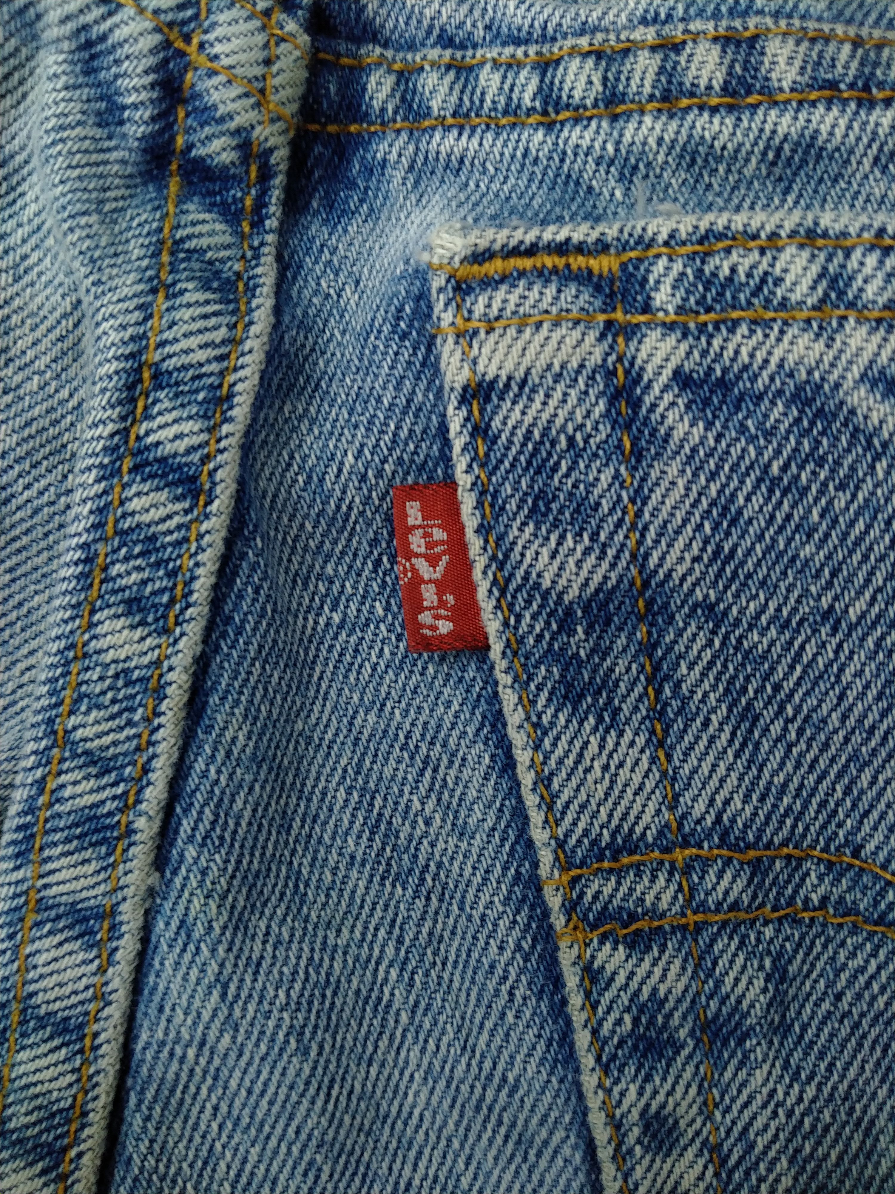Japanese Brand 90s Blue Wash Vintage Levi's 550 Relaxed Denim 32x28.5 JN436 Size US 32 / EU 48 - 11 Thumbnail