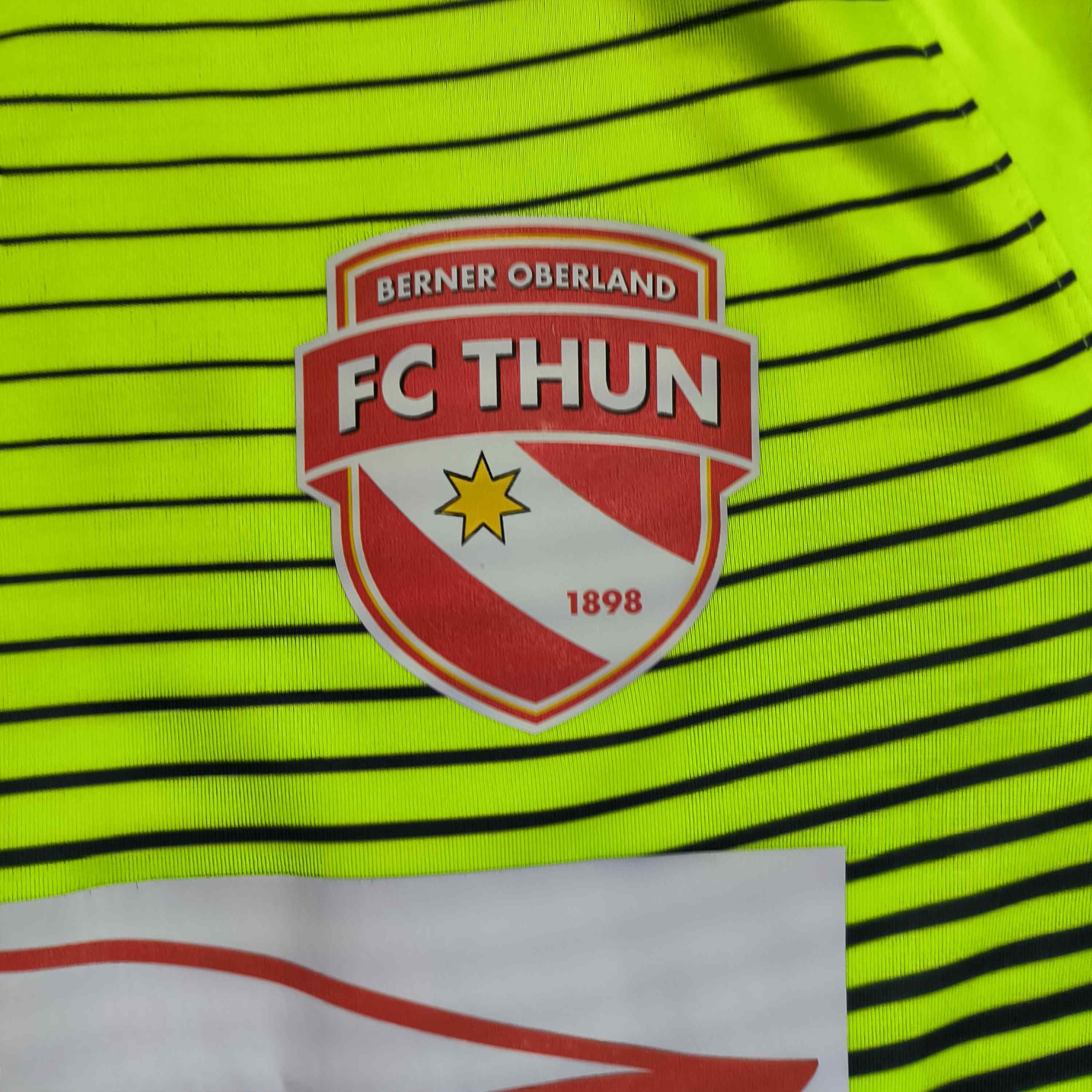 Nike FC Thun 2017-18 Nike away #13 football jersey shirt size M Size US M / EU 48-50 / 2 - 4 Thumbnail