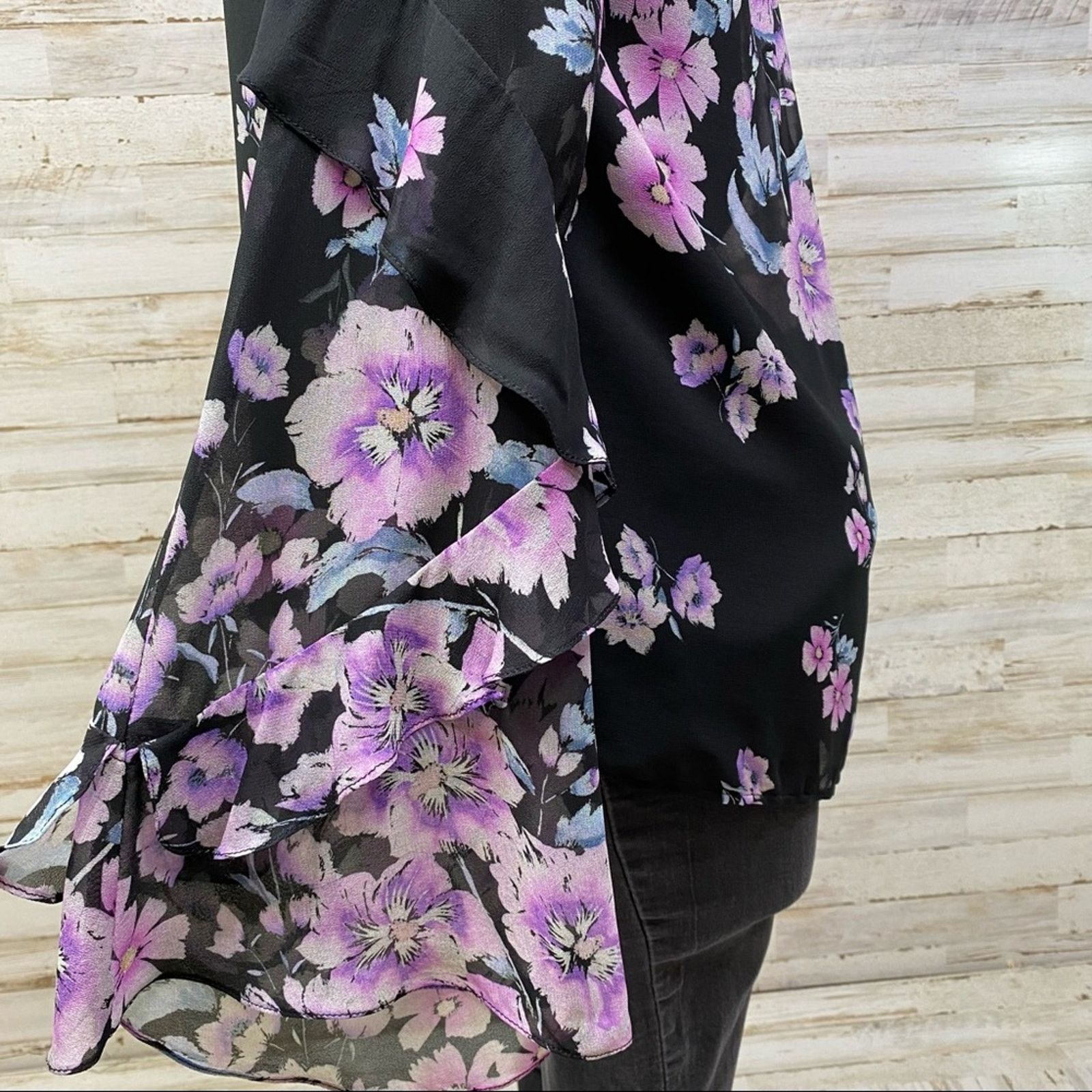 Nanette Lepore Nanette Lepore Silk Zen Floral Blouse Size S Purple Black Size S / US 4 / IT 40 - 9 Thumbnail