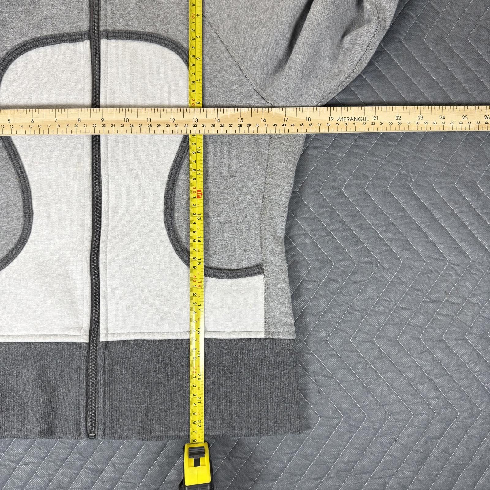 Lululemon Lululemon Scuba Full Zip Hoodie Grey Size 6 Size M / US 6-8 / IT 42-44 - 4 Thumbnail