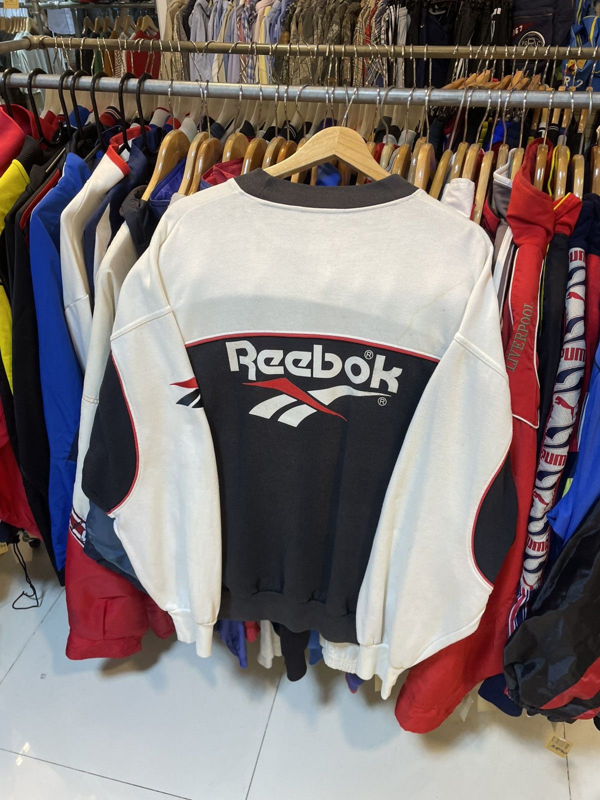 Reebok Vintage 1996-1998 Liverpool Traning Sweatshirt Size US L / EU 52-54 / 3 - 3 Thumbnail