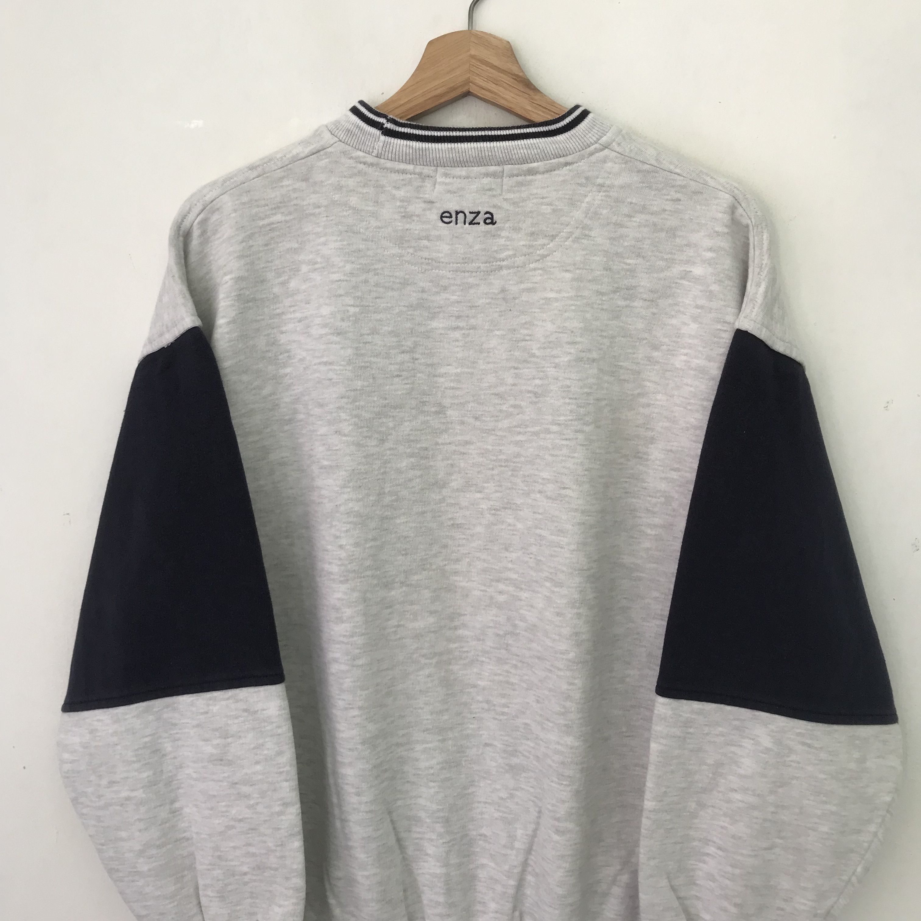 Upper Playground Vintage Upper Iowa Wrestling Gray Sweatshirt - 19 Size US L / EU 52-54 / 3 - 8 Thumbnail