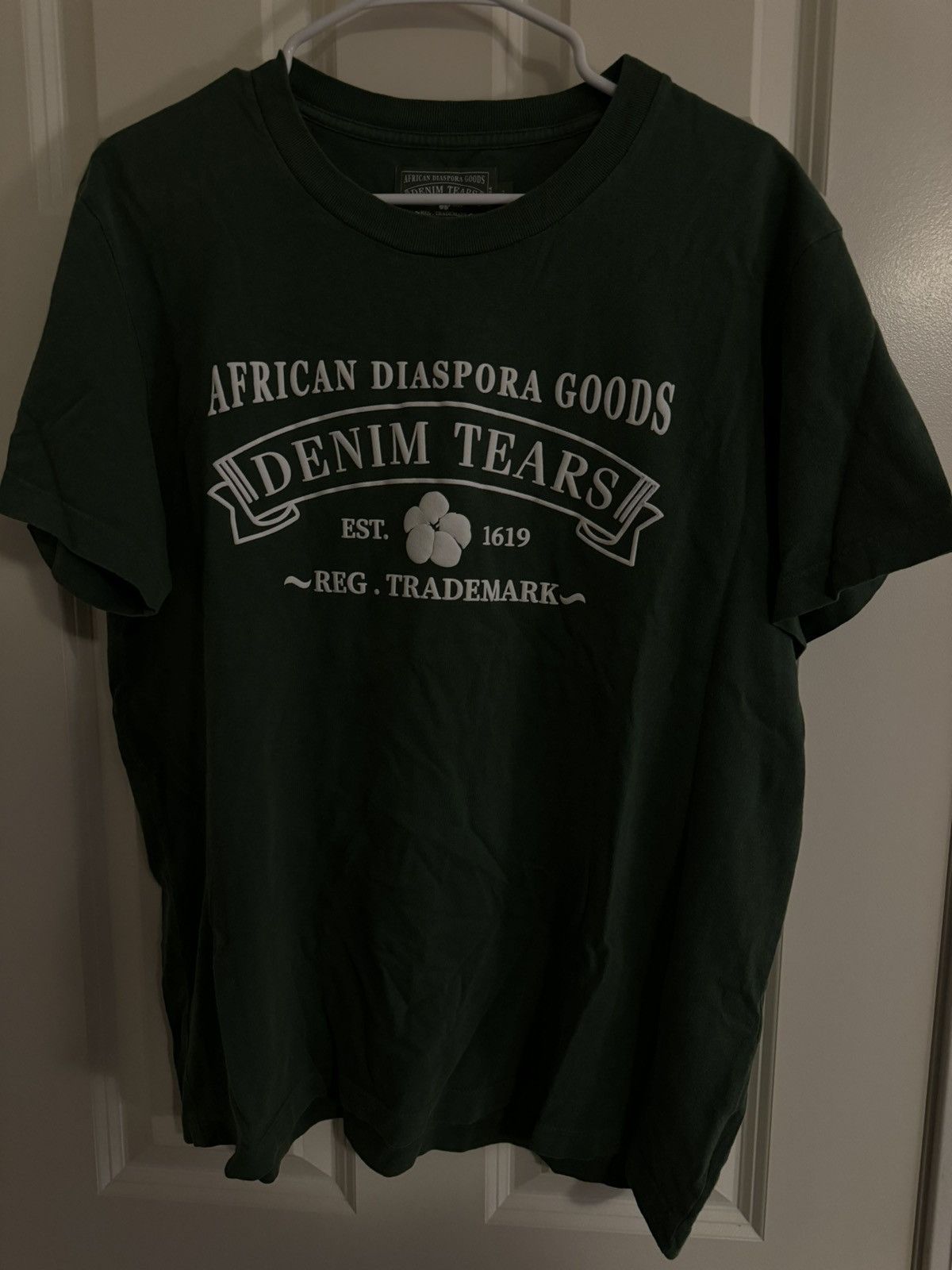 [Denim Tears] Adg 半袖Tシャツ Denim Tears: ADG T-Shirt (White) | DSMNY E-SHOP