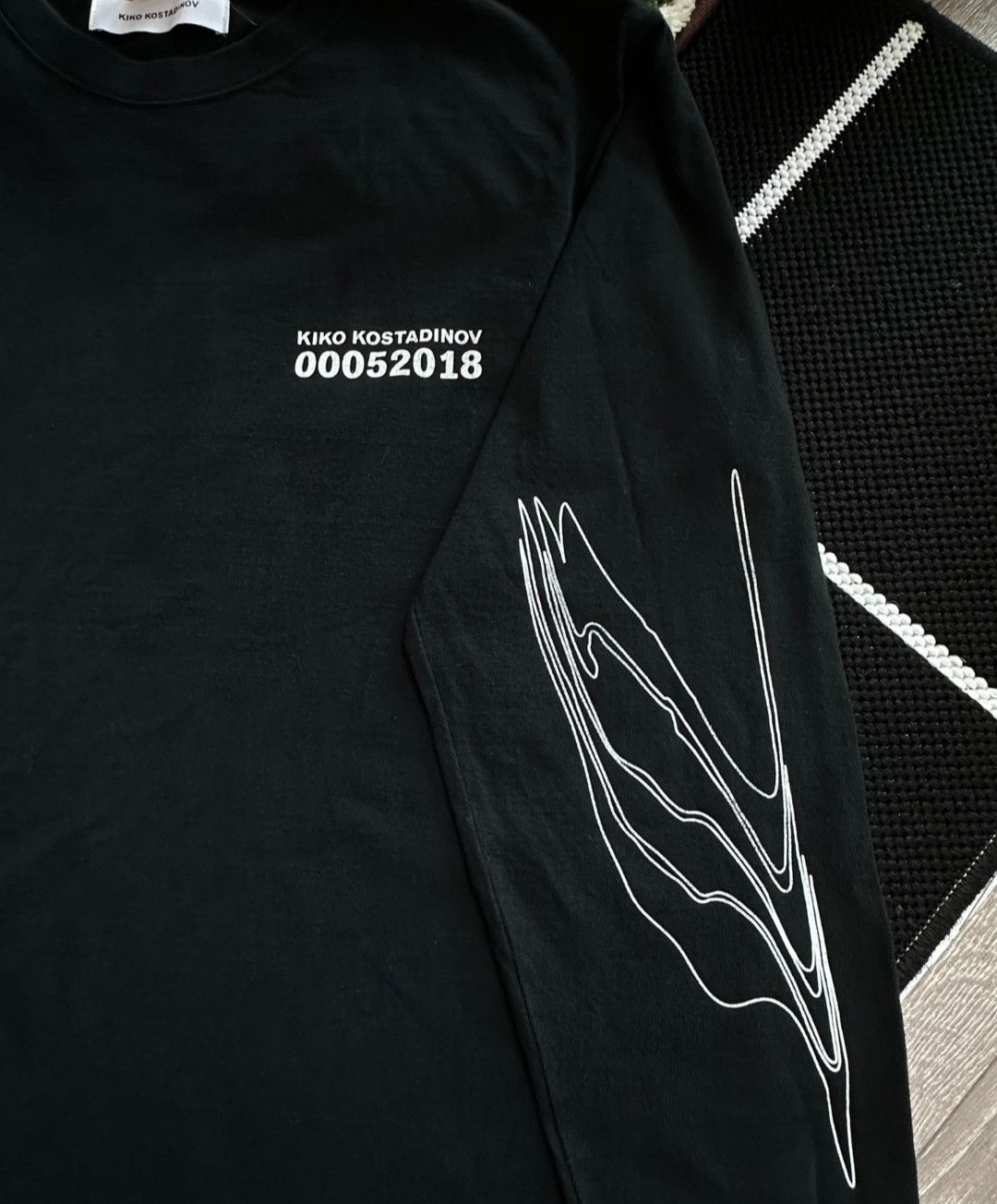 Kiko Kostadinov kiko kostadinov black long sleeve t-shirt Size US XL / EU 56 / 4 - 2 Thumbnail