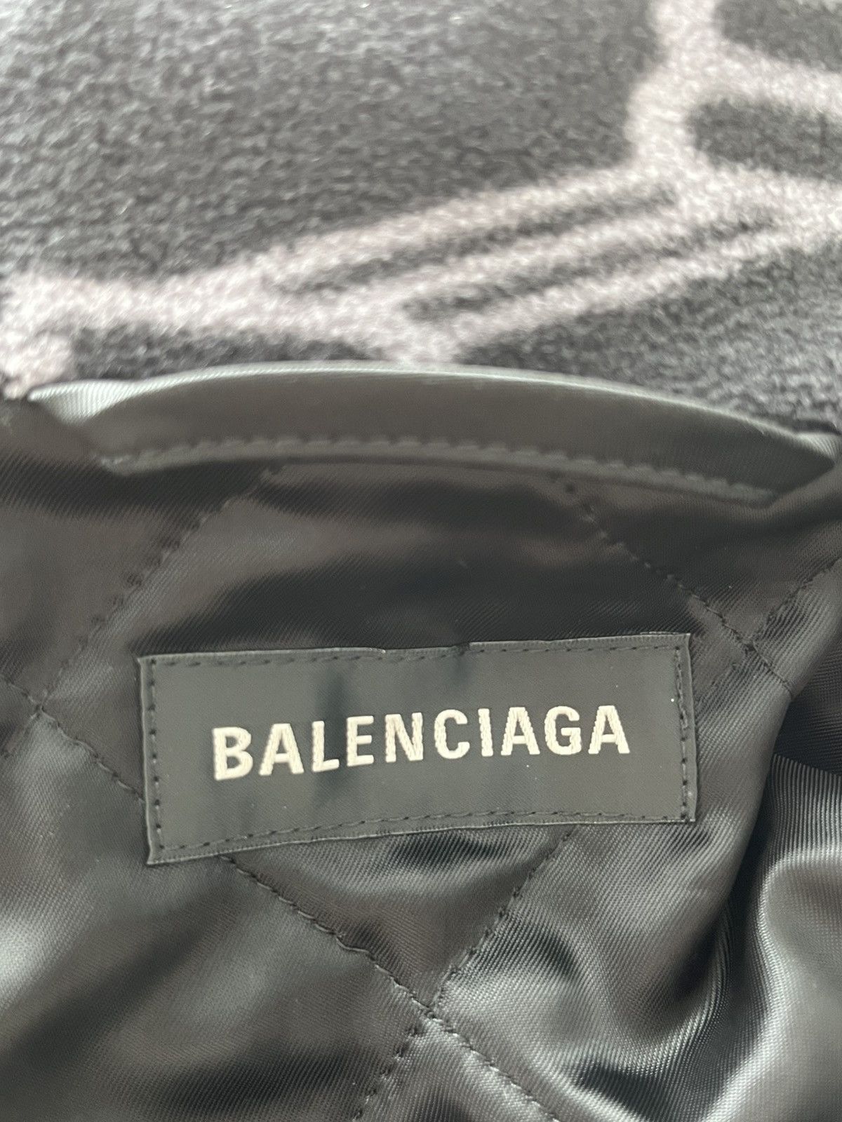 Balenciaga BrandNew Balenciaga BB Monogram Fleece Bomber Coat Oversized Size US XXL / EU 58 / 5 - 9 Thumbnail