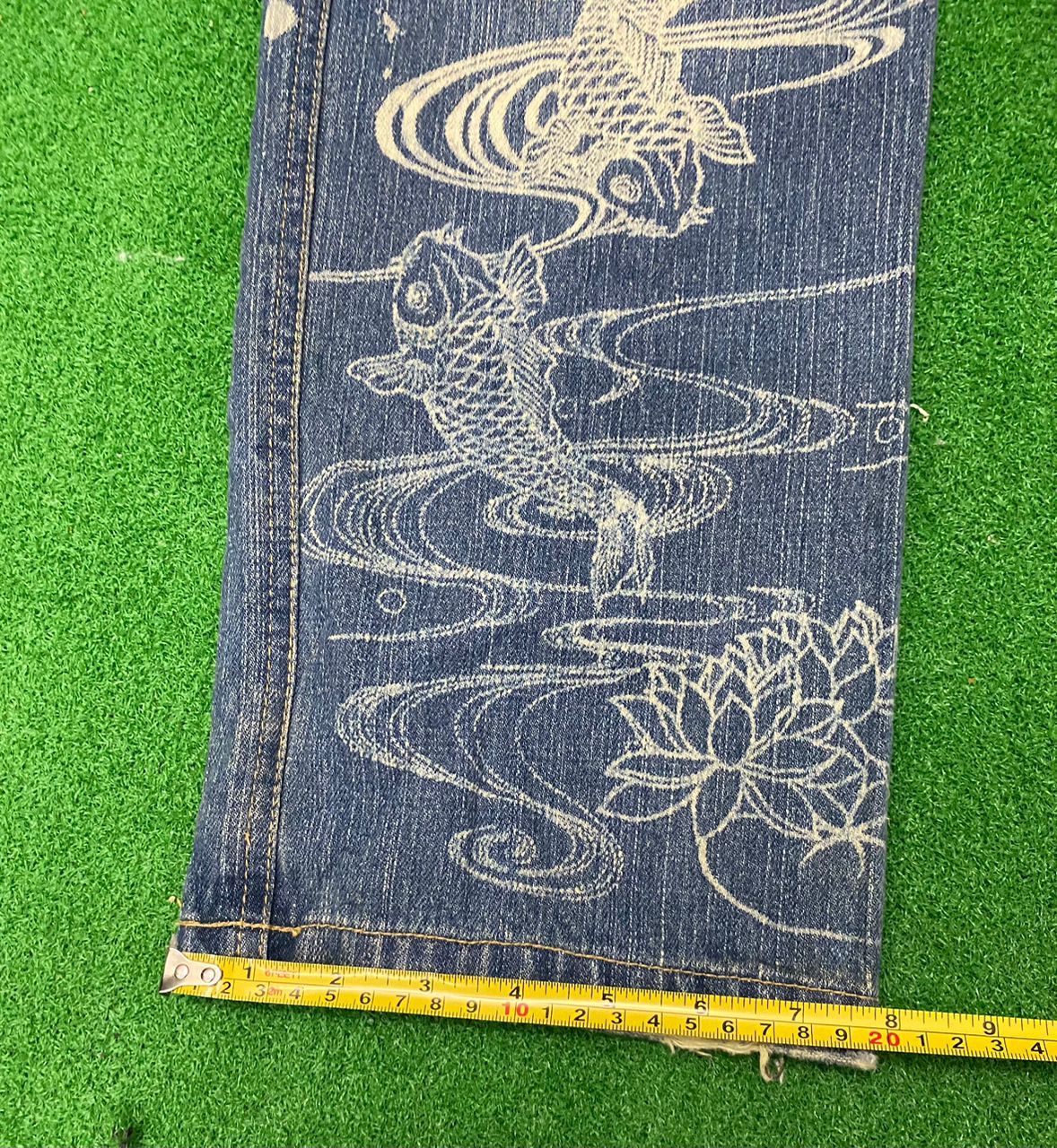 If Six Was Nine WORLD JEANS INTERNATIONAL SUKARJAN FISH KOI DESIGN DENIM Size US 30 / EU 46 - 11 Thumbnail