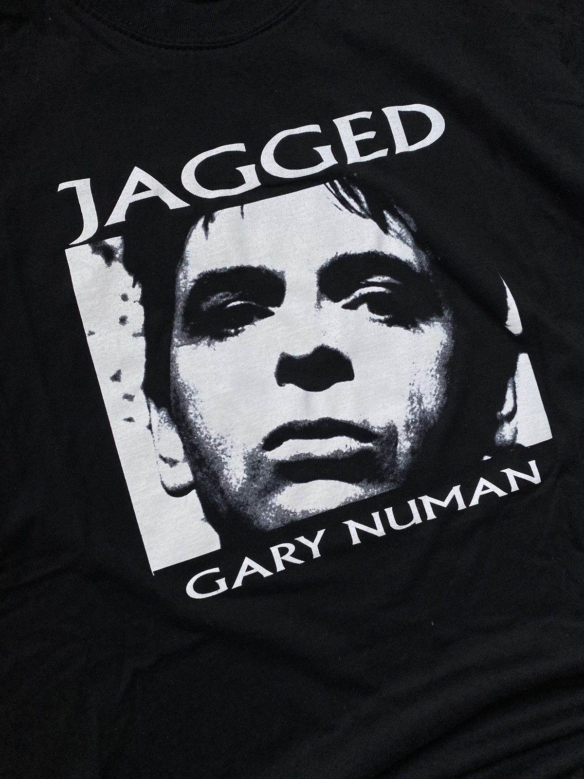 Band Tees × Vintage Vintage Gary Numan “JAGGED” Tee Shirt Size US XL / EU 56 / 4 - 8 Thumbnail