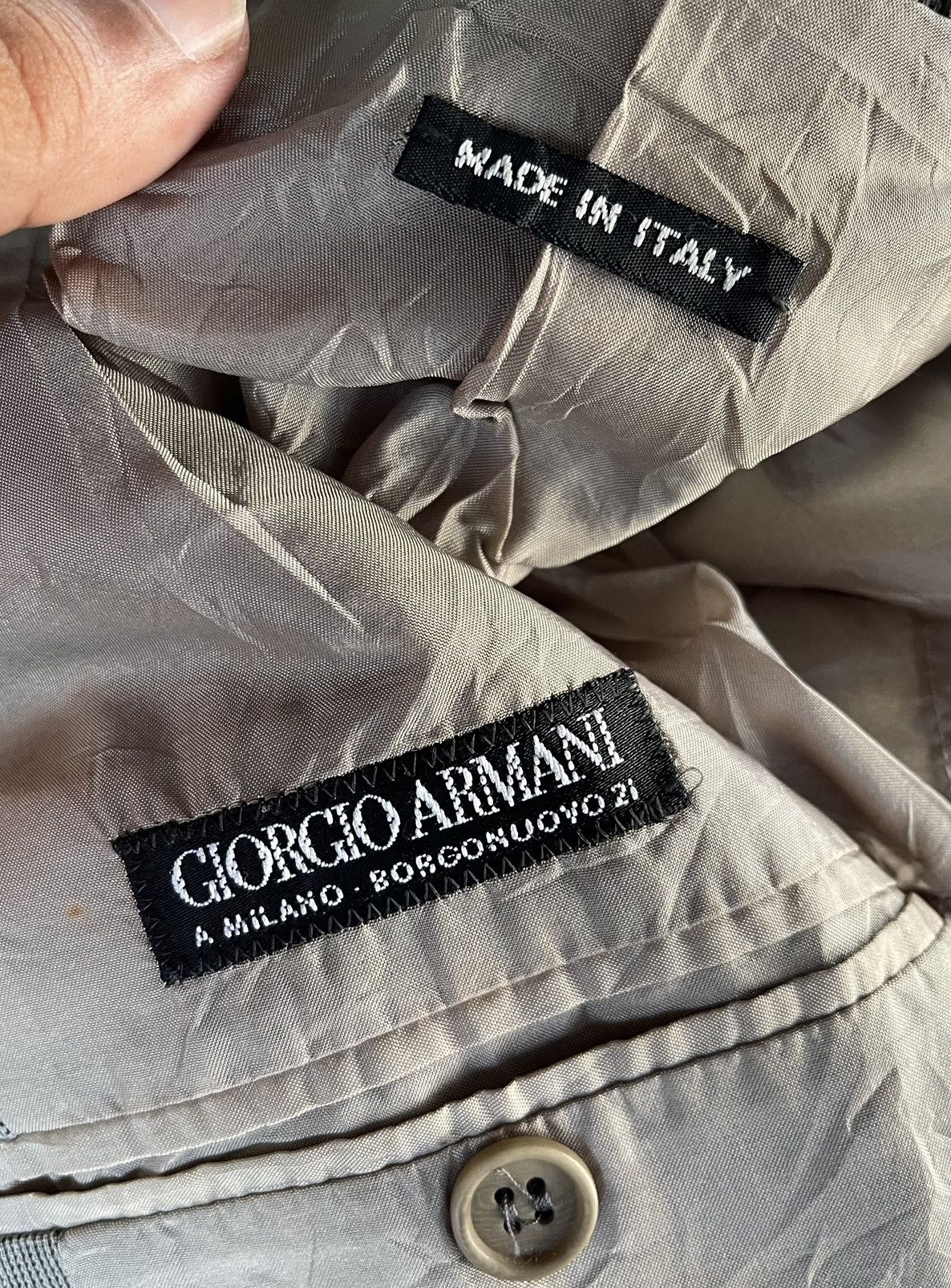 Giorgio Armani A/W 1998 GIORGIO ARMANI 3-BUTTON PEAK LAPEL WOOL SUIT/JACKET Size US M / EU 48-50 / 2 - 12 Thumbnail