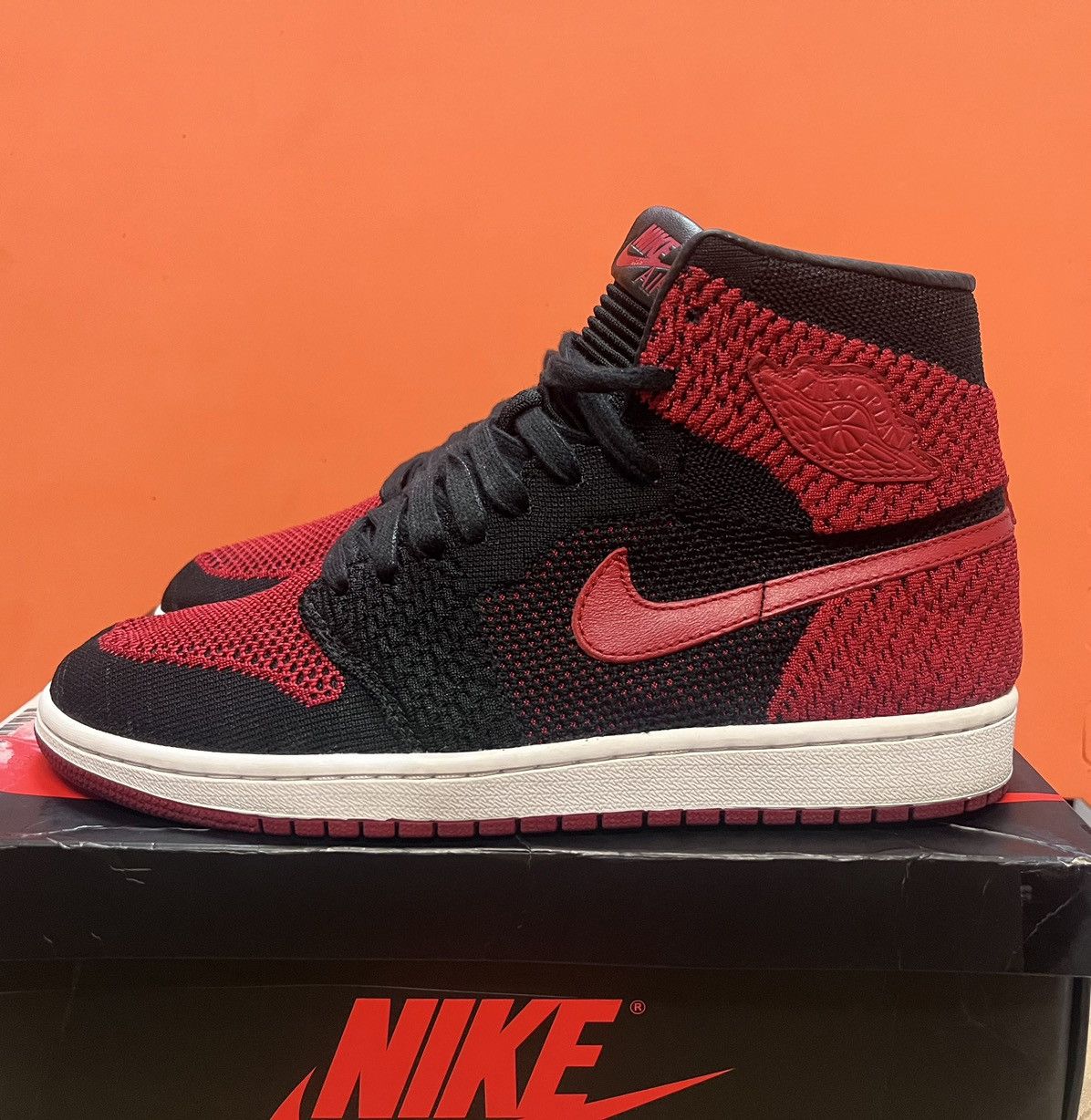 Jordan Brand Jordan 1 Flyknit Bred 2017 Size US 9 / EU 42 - 1 Thumbnail