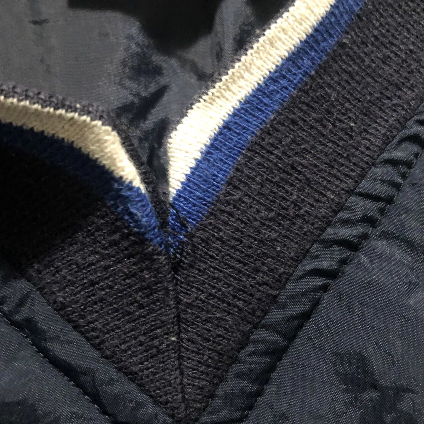 Reebok VINTAGE Reebok Windbreaker Pullover Jacket Men L Black Blue Nylon Athleisure 90s Windbreaker Mens Large Size US L / EU 52-54 / 3 - 2 Thumbnail