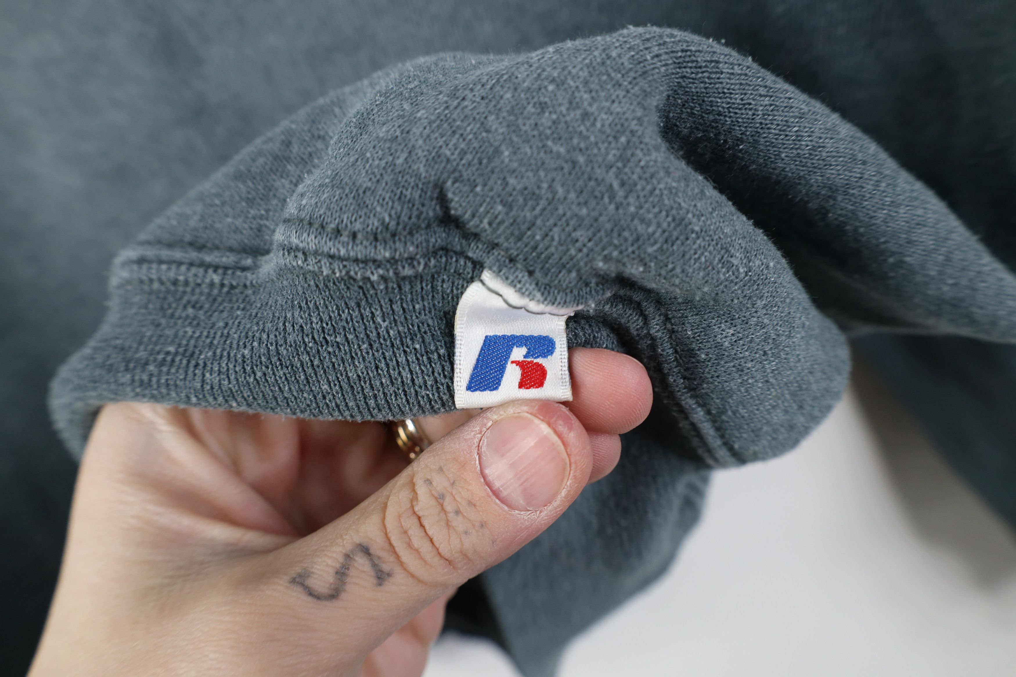Russell Athletic Vintage 90s Russell Athletic Blank Crewneck Sweatshirt Gray Size US M / EU 48-50 / 2 - 6 Thumbnail