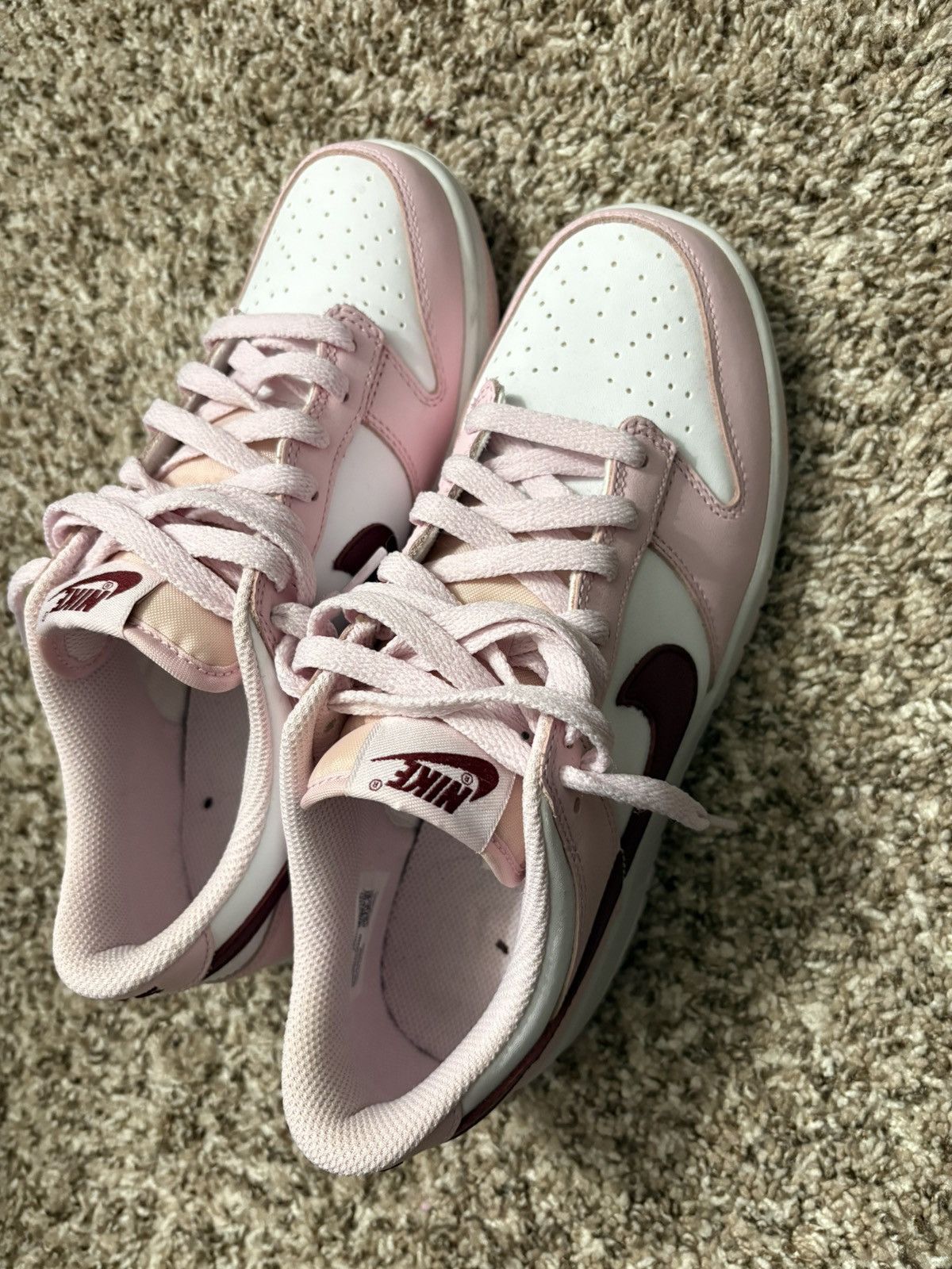 Nike Nike Dunk Low GS Pink Foam Size US 8.5 / IT 38.5 - 7 Thumbnail