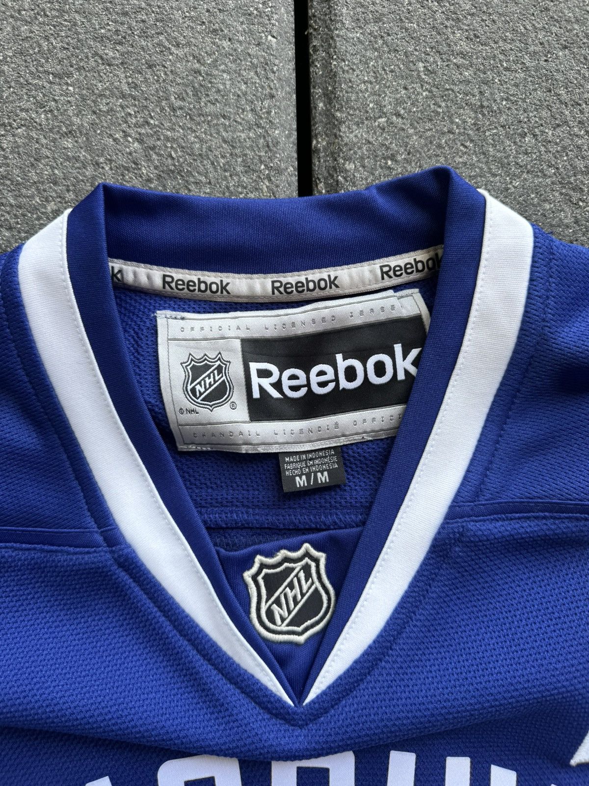 Reebok CRAZY VANCOUVER CANUCKS KESLER JERSEY Size US M / EU 48-50 / 2 - 5 Thumbnail