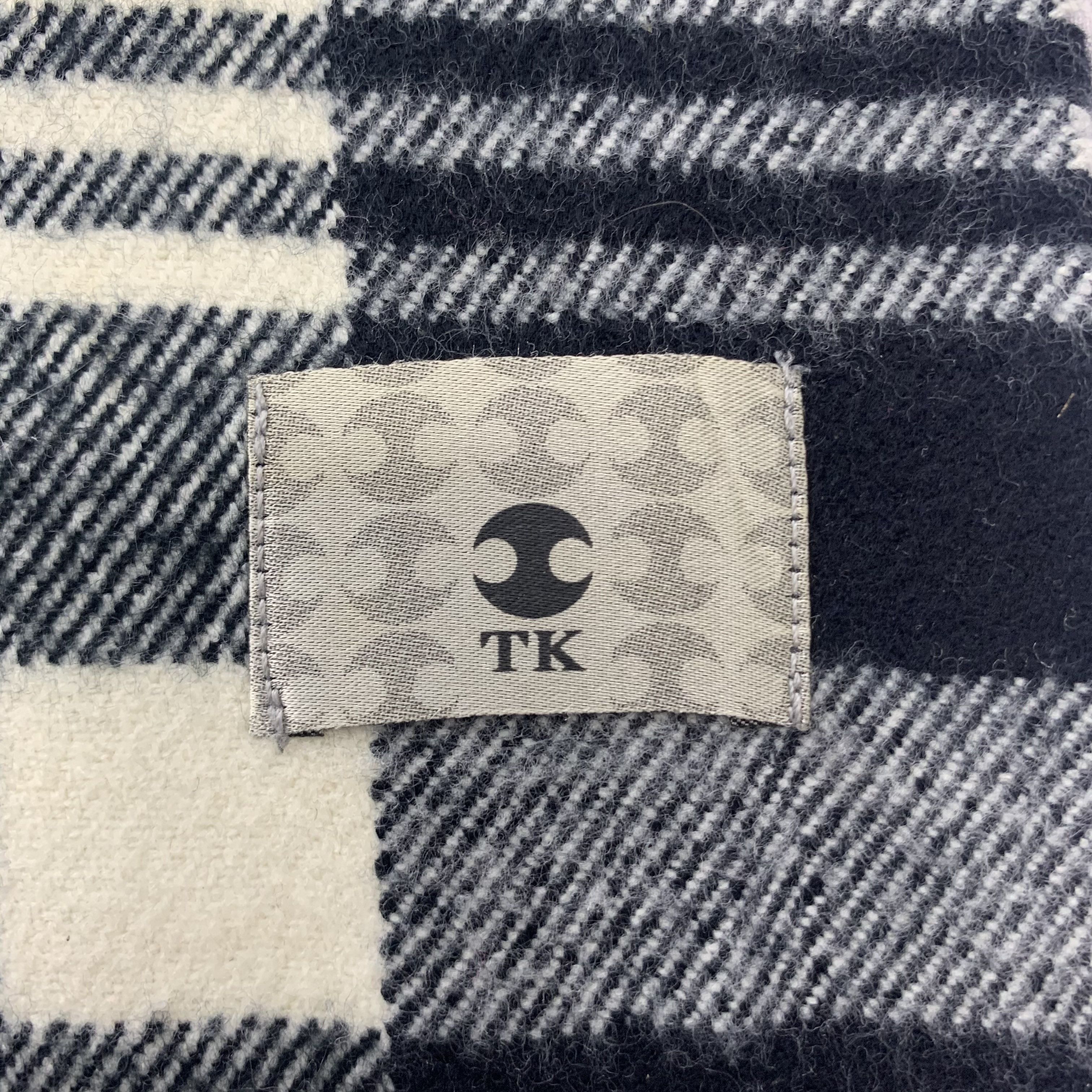 Takeo Kikuchi Takeo Kikuchi Scarf Wool Muffler Neck Wrap BL5213 Size ONE SIZE - 4 Thumbnail