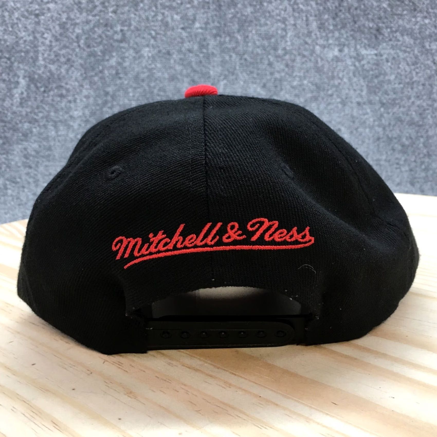 Mitchell & Ness Mitchell & Ness Chicago Bulls Snapback Hat Mens Black OS Adjustable Flat Brim Size ONE SIZE - 7 Thumbnail