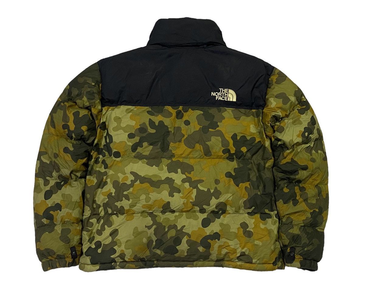 The North Face Vintage 90s The North Face 700 Nuptse Camo Puffer Jacket Size US M / EU 48-50 / 2 - 3 Thumbnail