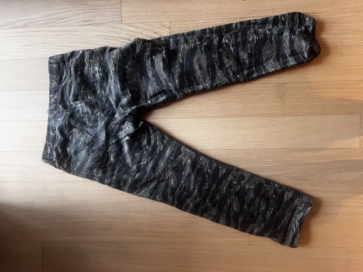 Supreme Supreme Tiger camo pants Size US 32 / EU 48 - 2 Thumbnail
