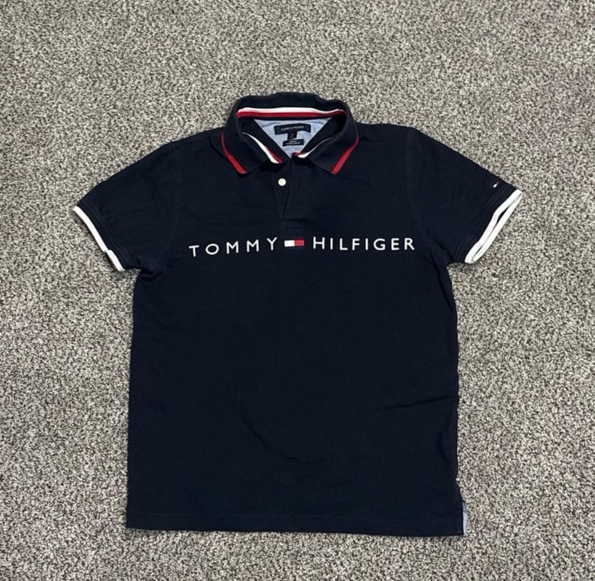 Tommy Hilfiger Tommy Hilfiger Embroidered Graphic Logo Polo Size US M / EU 48-50 / 2 - 1 Thumbnail