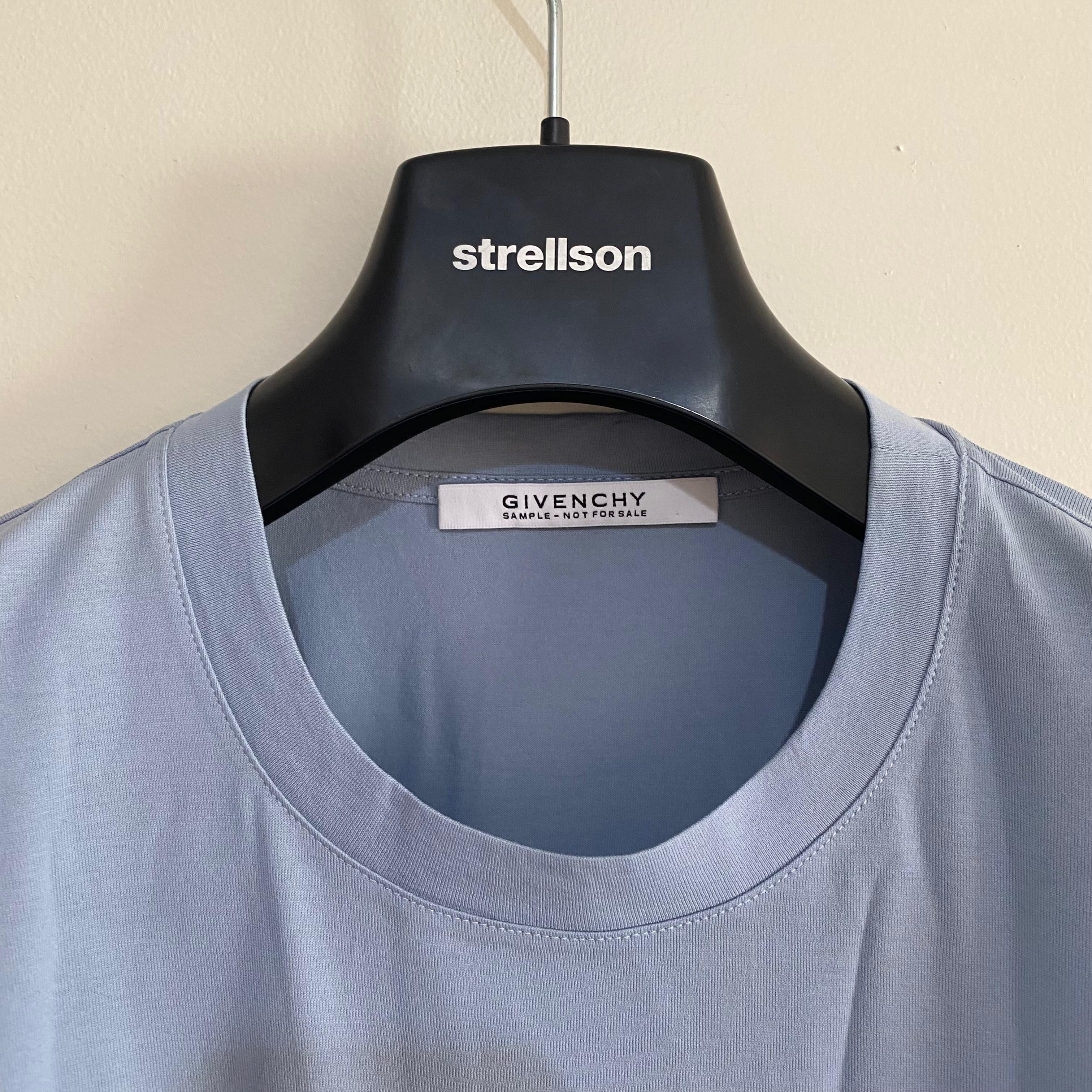 Givenchy Light Blue Snake Pocket Logo Oversized T-Shirt Size US M / EU 48-50 / 2 - 5 Thumbnail