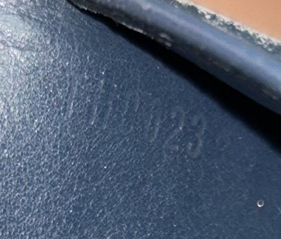 Louis Vuitton Louis Vuitton Gray Vernis Mat Porte Tresor Int’l Wallet Size ONE SIZE - 8 Thumbnail