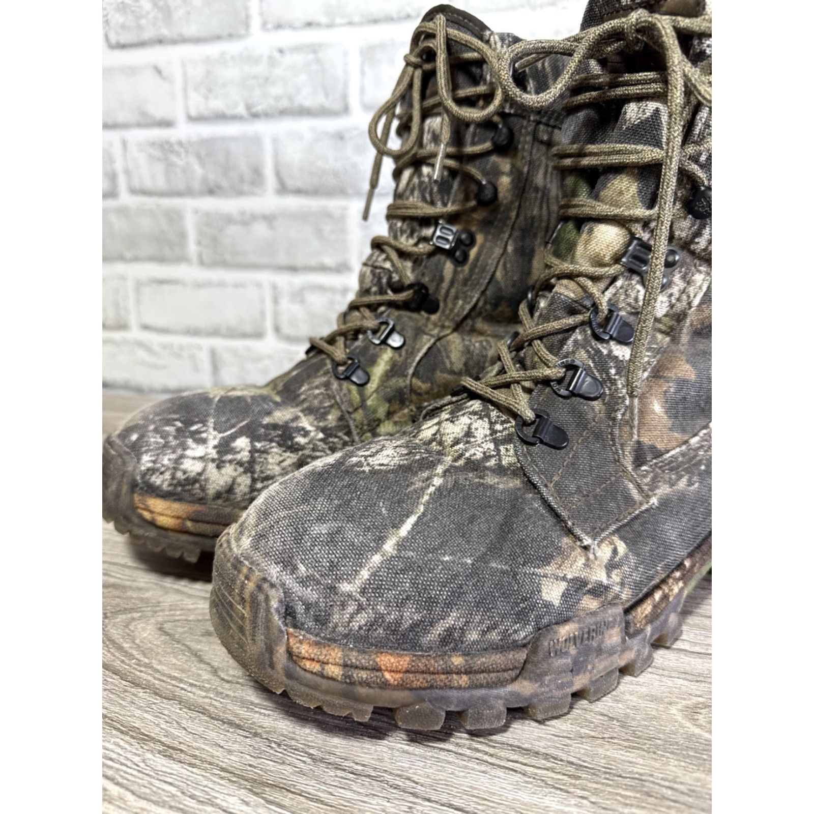 Vintage Wolverine Mossy Oak Gore-Tex Thinsulate Camo Boots Size 9M Mens Adult Brown Boots Camouflage Workwear Leather? Rubber Outsole Size US 9 / EU 42 - 2 Thumbnail