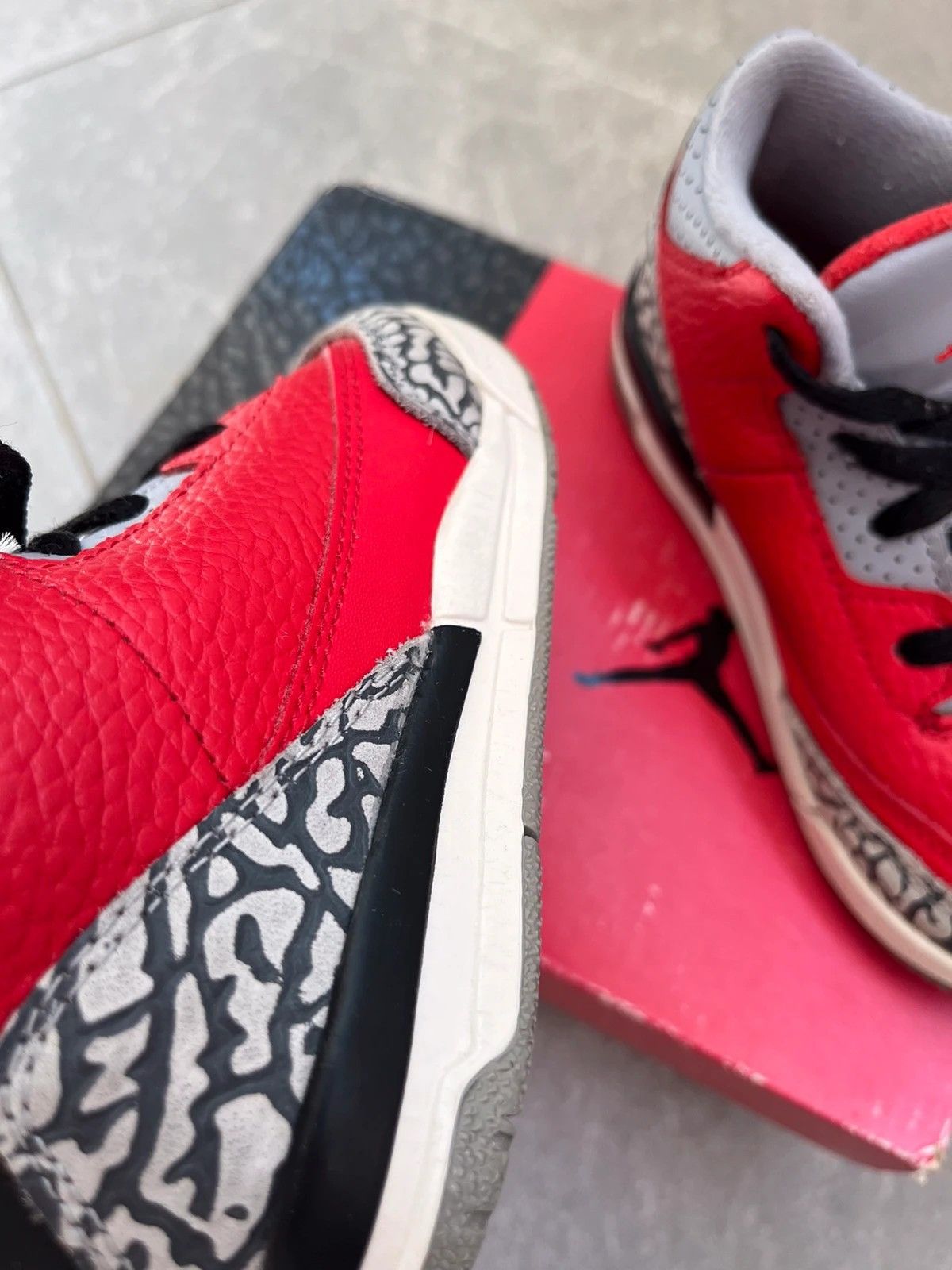 Jordan Brand Air Jordan Retro 3 Size 9C EUR 26 15cm Sneakers Size US 5 / EU 37 - 9 Thumbnail
