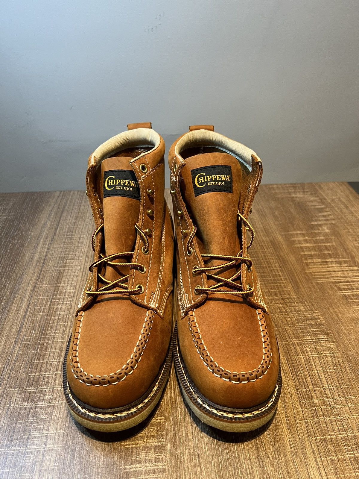 Chippewa Men's Chippewa Edge Walker 6in Moc Toe Boots EE Width Size 9 Size US 9 / EU 42 - 3 Thumbnail