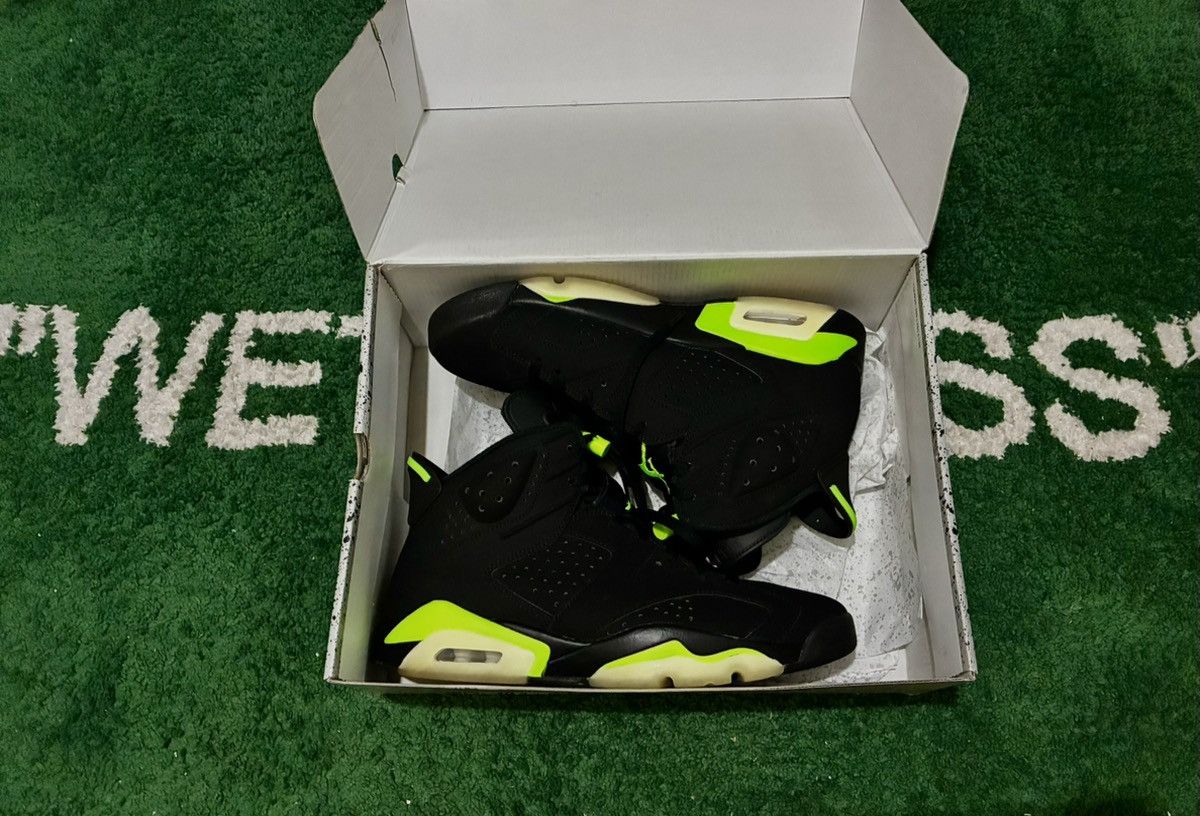 Jordan Brand Jordan 6 black volt trainers Size US 11 / EU 44 - 2 Thumbnail