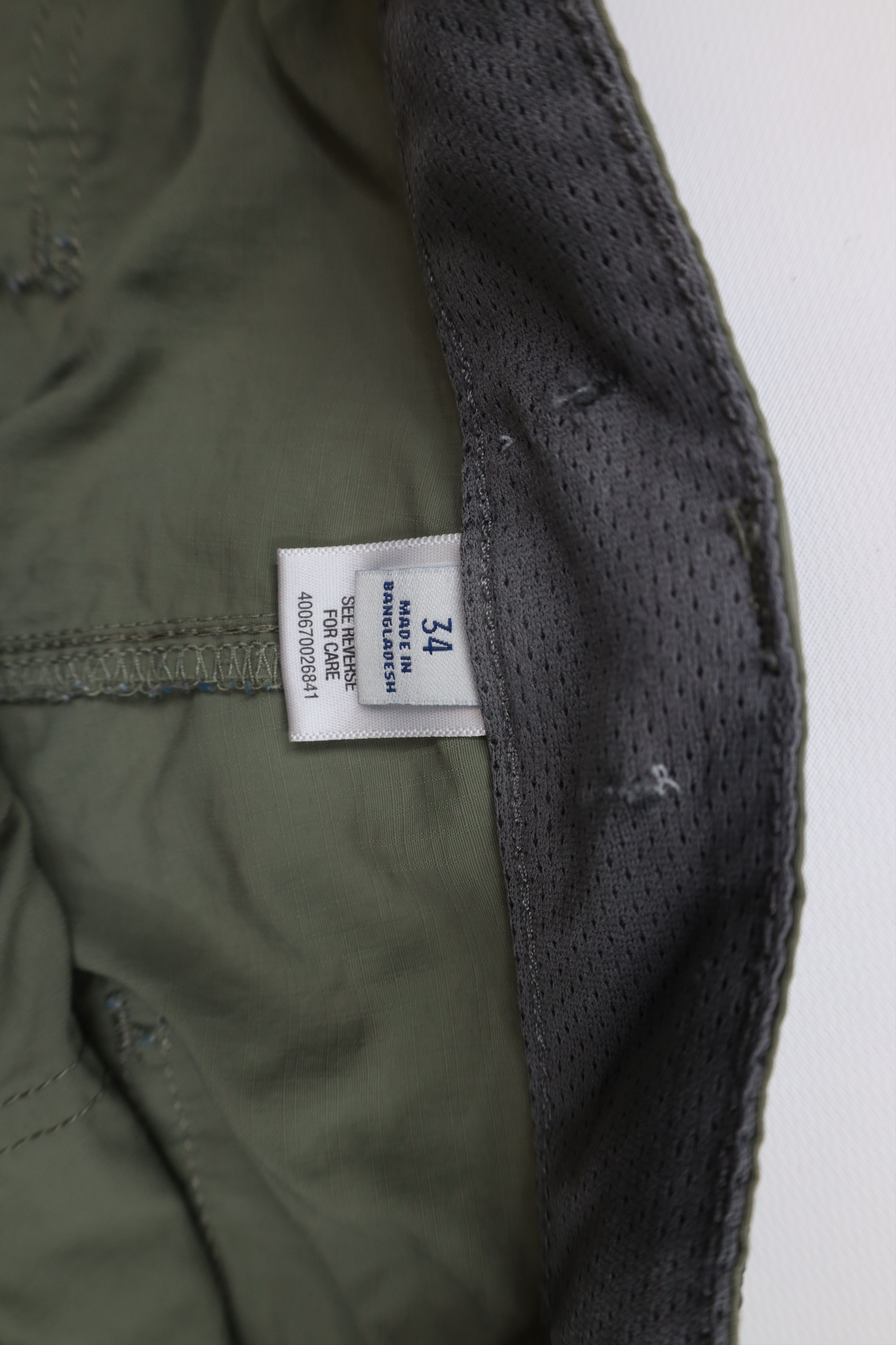 Vintage Vintage 90s Y2K Streetwear Above Knee Cargo Shorts Green Size US 34 / EU 50 - 6 Thumbnail