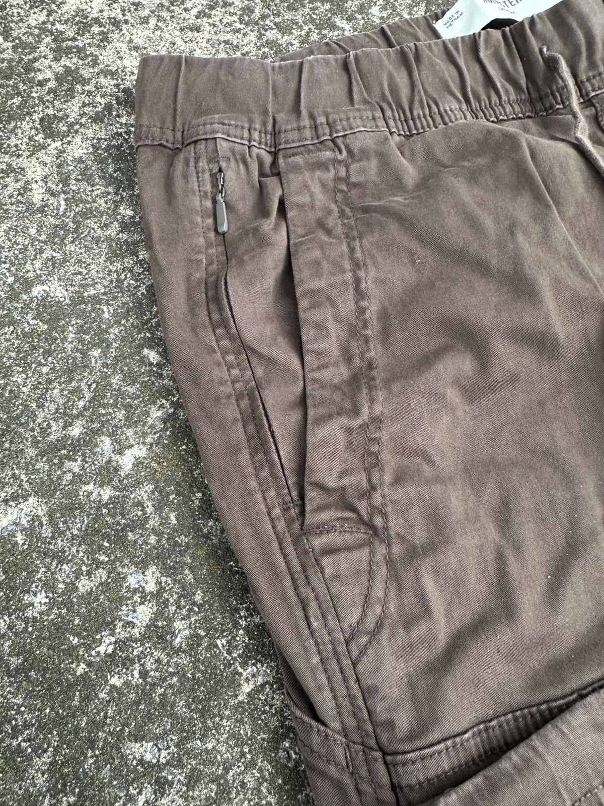 Hollister Brown Hollister Lightweight Straight Fit Cargo Pants Size US 32 / EU 48 - 5 Thumbnail