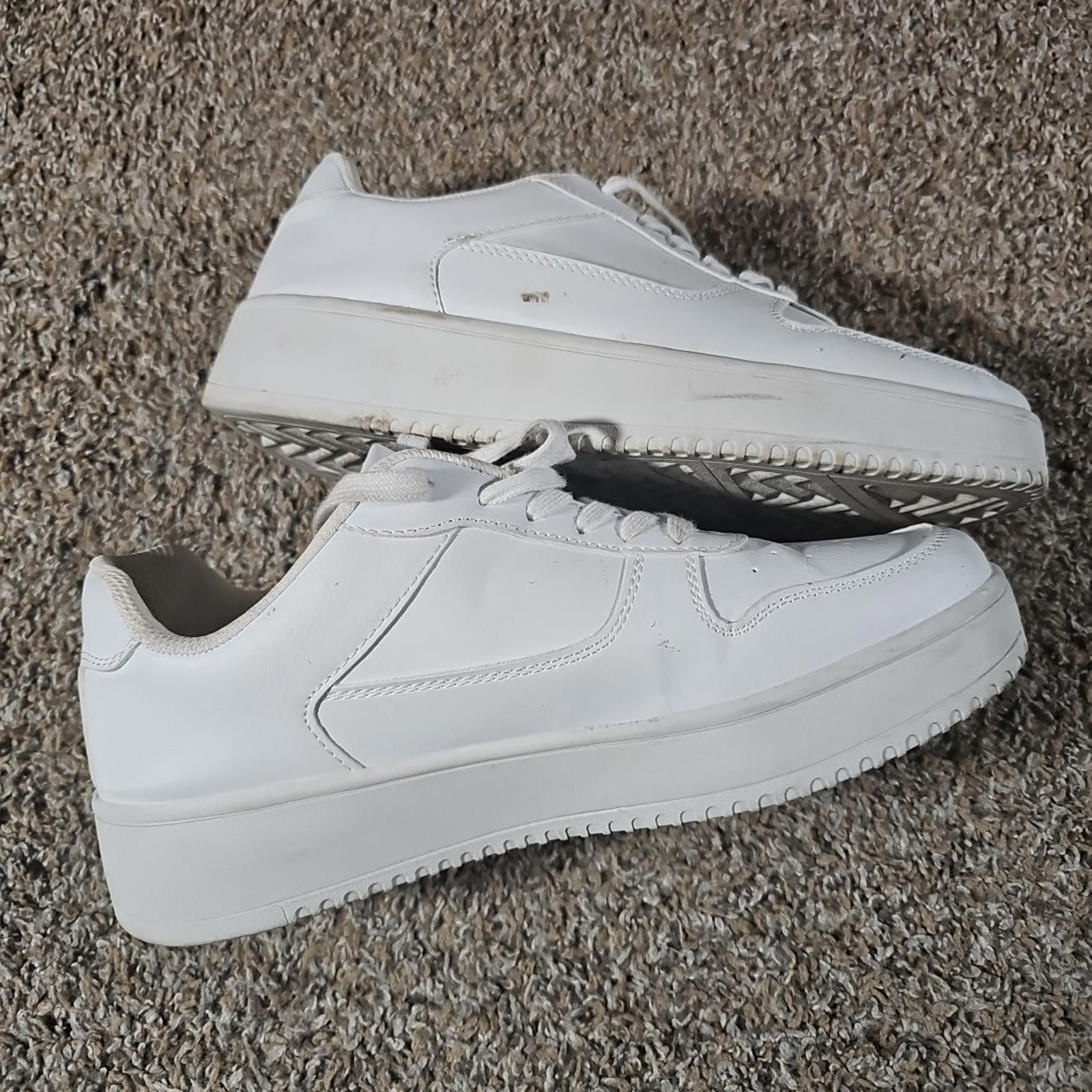 NBDN Nobrandedon Nobo Wwnb40ac007 US11W EUR43 Memory Foam Shoes Size US 11 / IT 41 - 1 Thumbnail